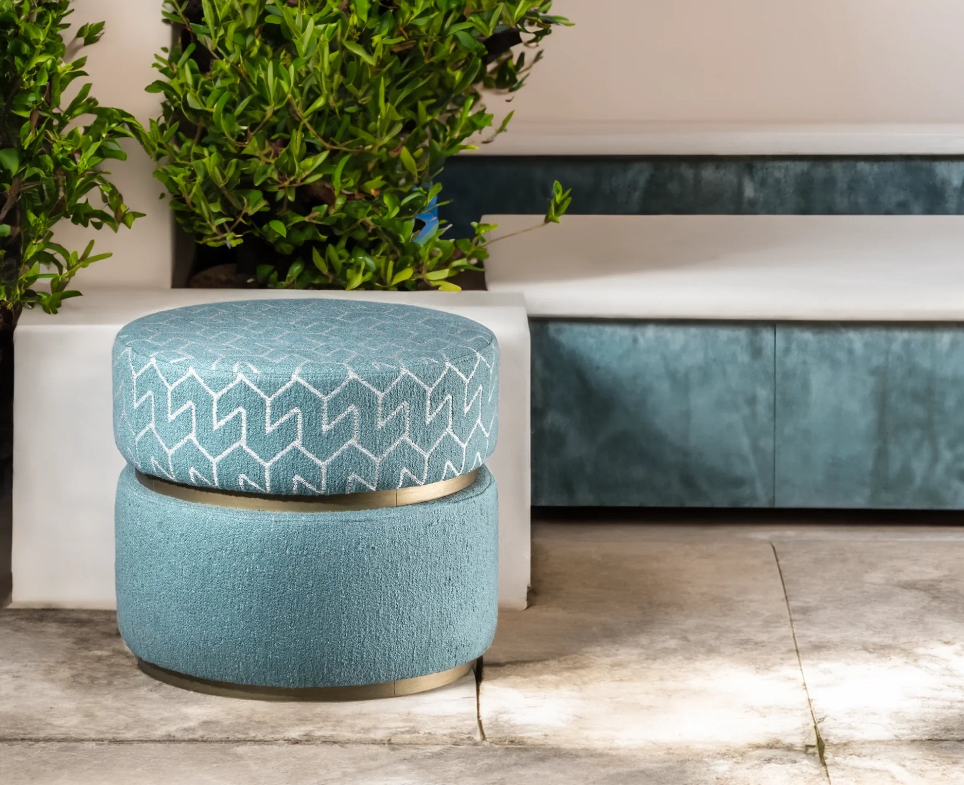 Azzurro Geometrik Desenli Bukle Keten Puf