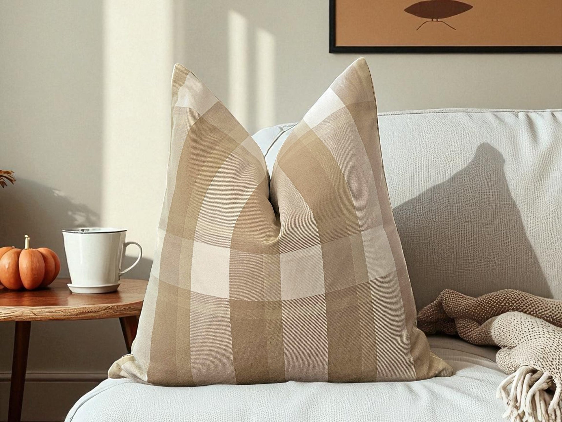 Bej Beyaz Ekoseli Yastık Kılıfı