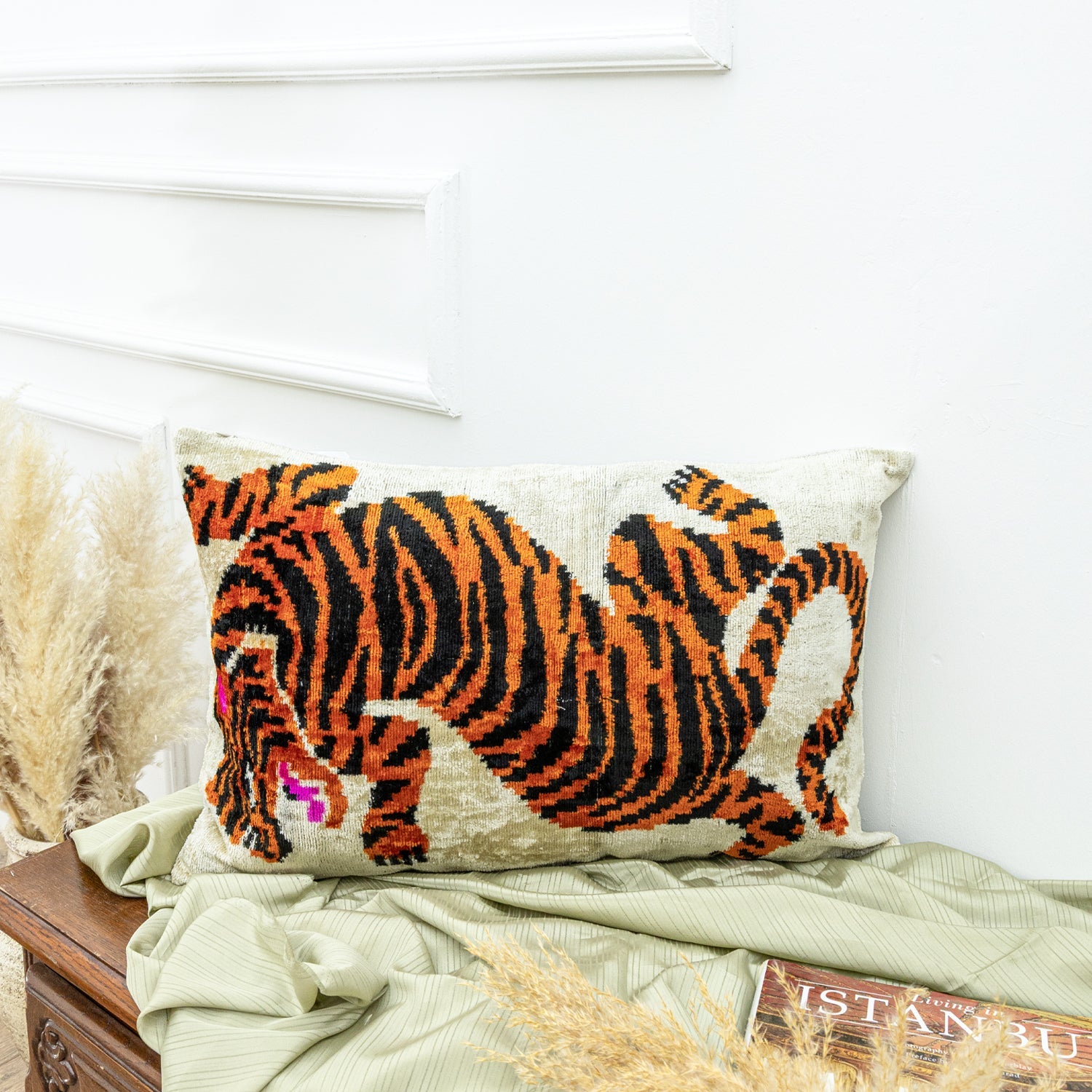 Berty Kaplan Desenli İkat Kırlent 60x40 cm