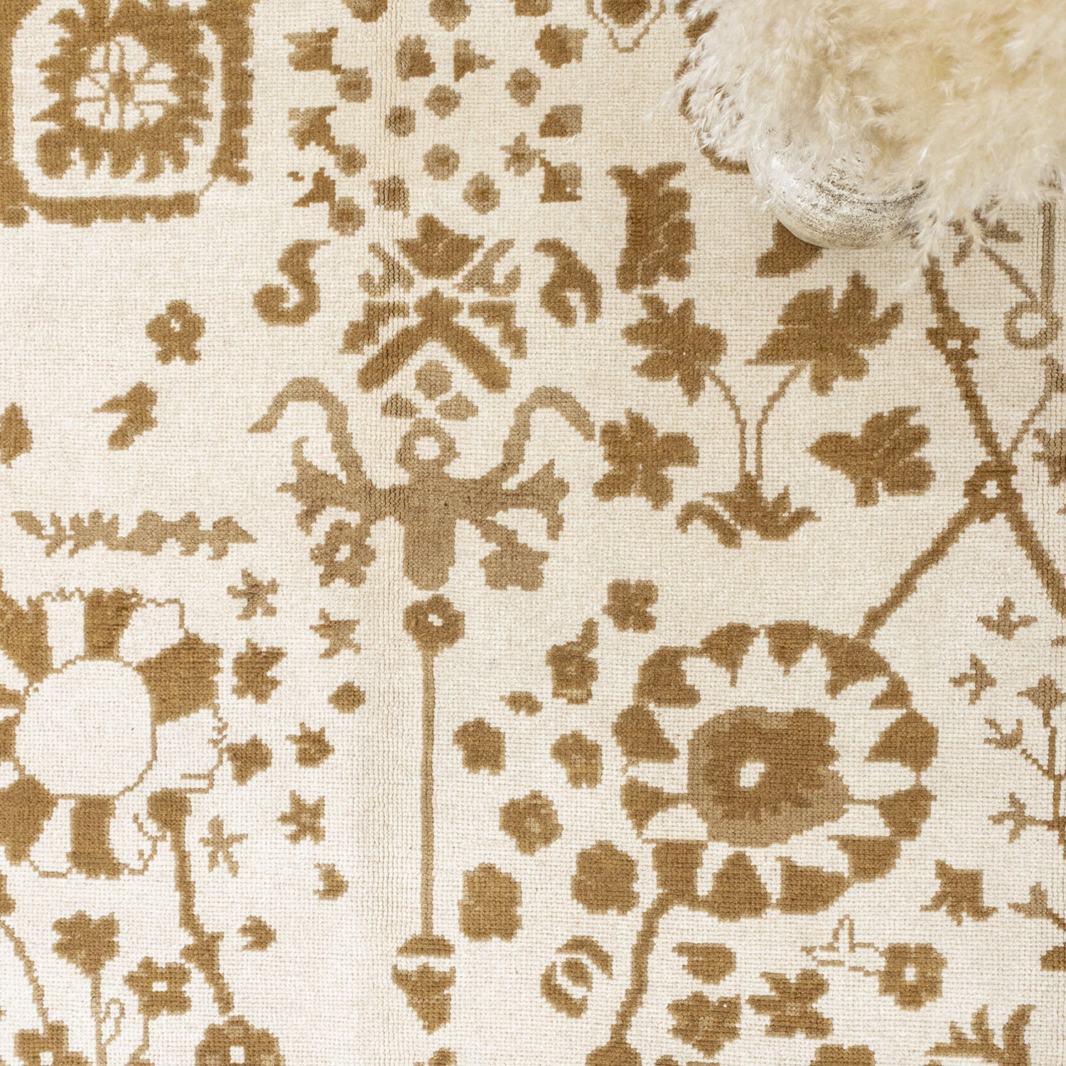 Bhalil Rustik Desenli Yün Uşak Halısı 282x361 cm-Kilim & Halı-Soho Antiq-NowShopFun