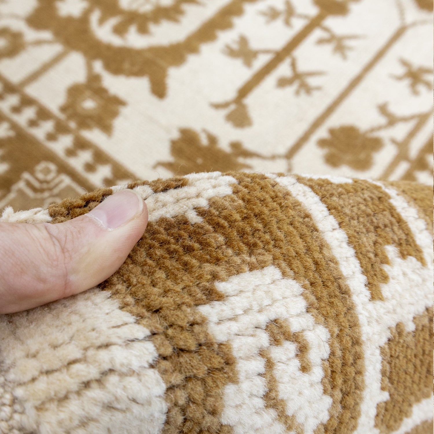 Bhalil Rustik Desenli Yün Uşak Halısı 282x361 cm-Kilim & Halı-Soho Antiq-NowShopFun