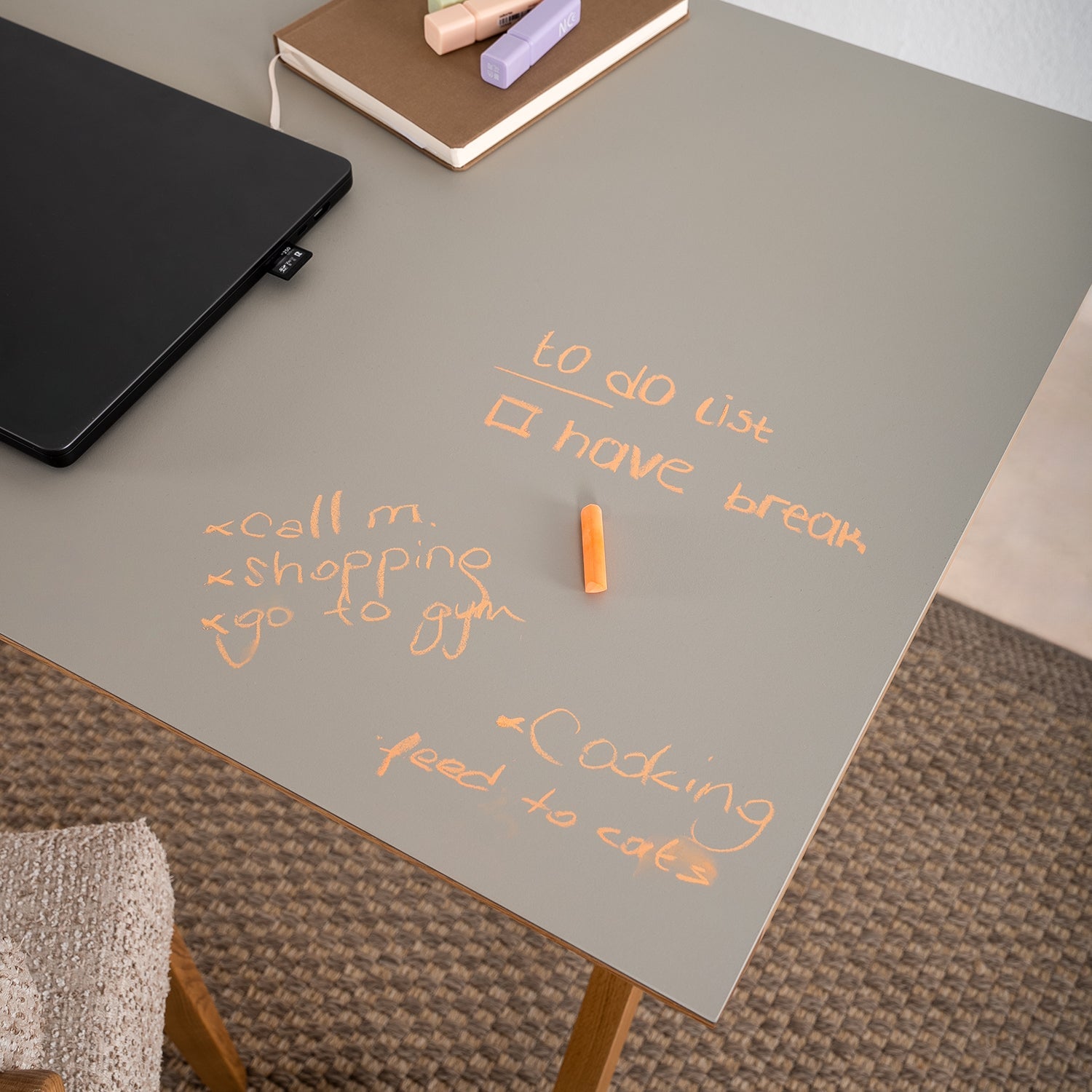 Bike Linoleum Çalışma Masası