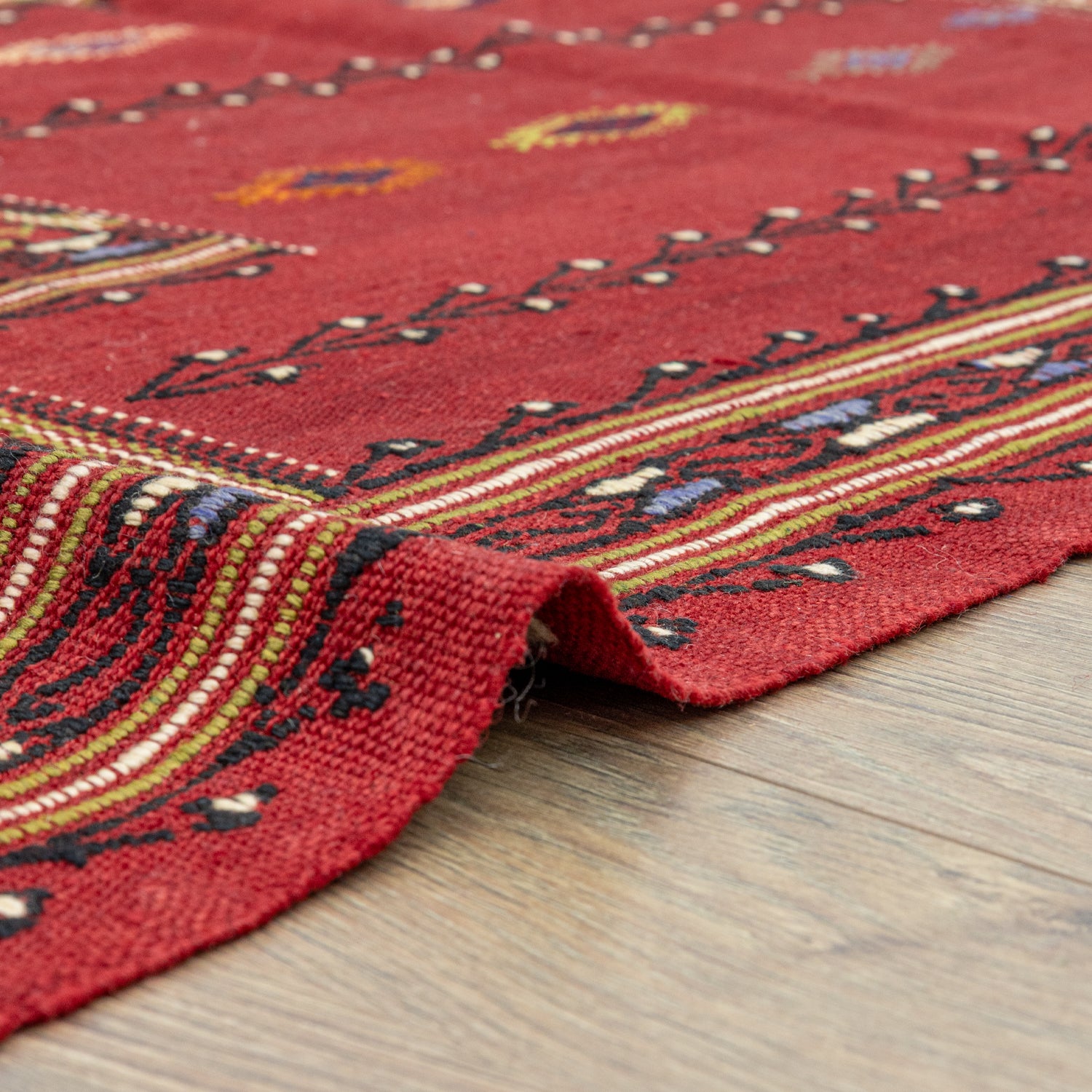 Birgos Anahtar Motifli Yün Kilim 164x225 cm