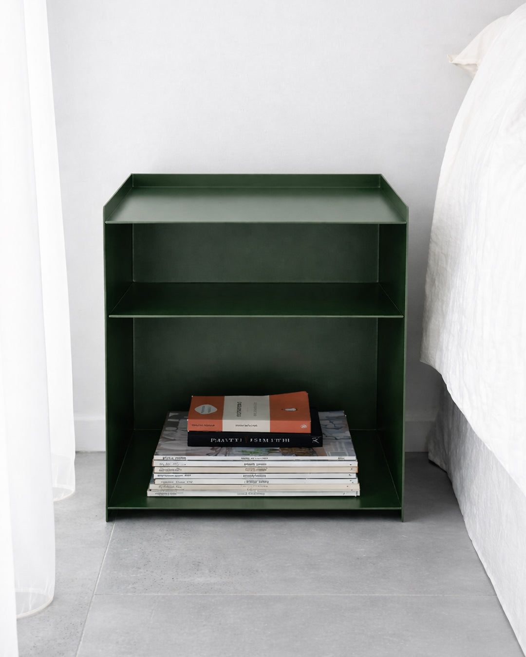 Block Metal Raflı Komodin & Yan Sehpa