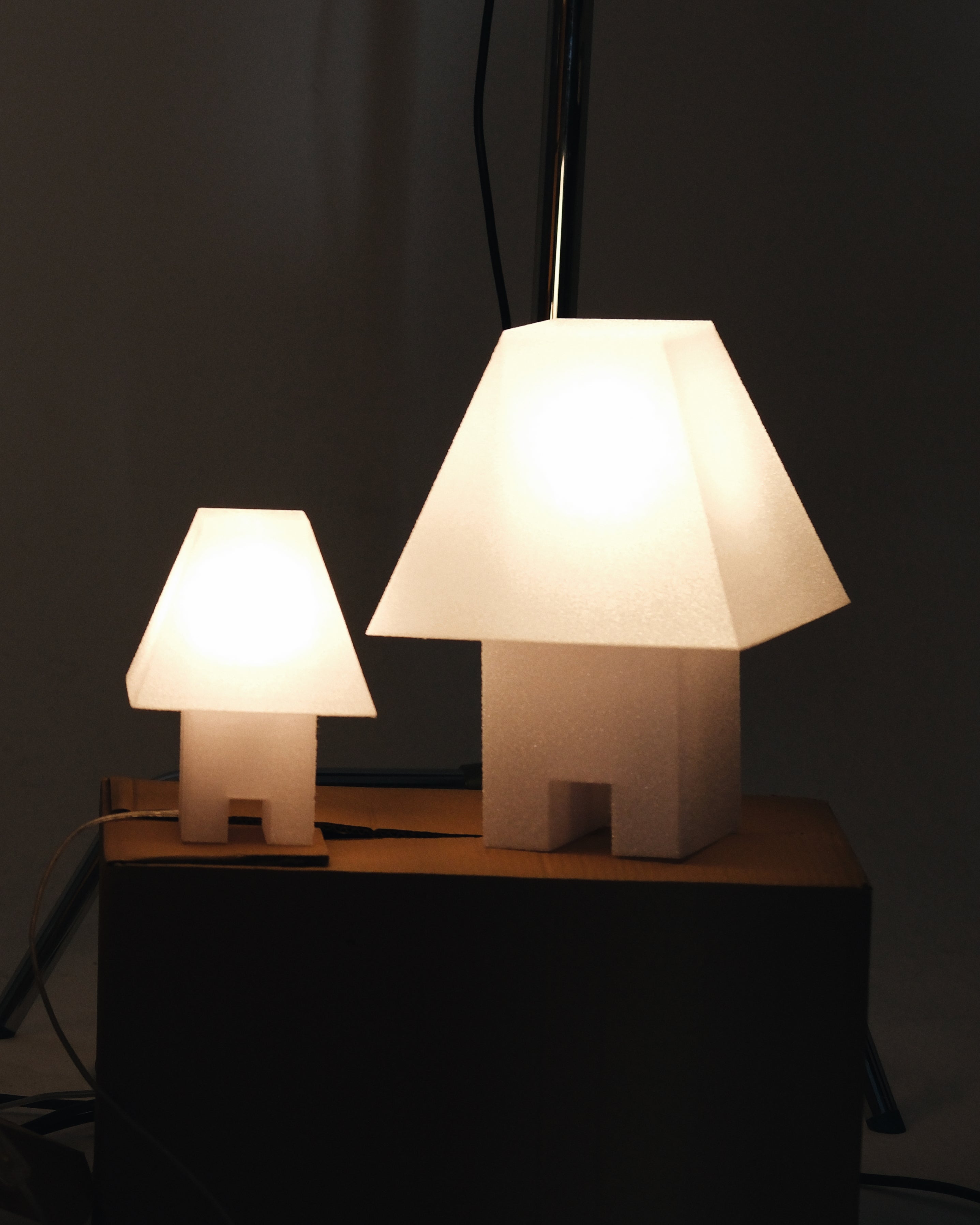 Block Regular Masa Lambası-Masa Lambası-Das Pieces-Kırmızı-NowShopFun