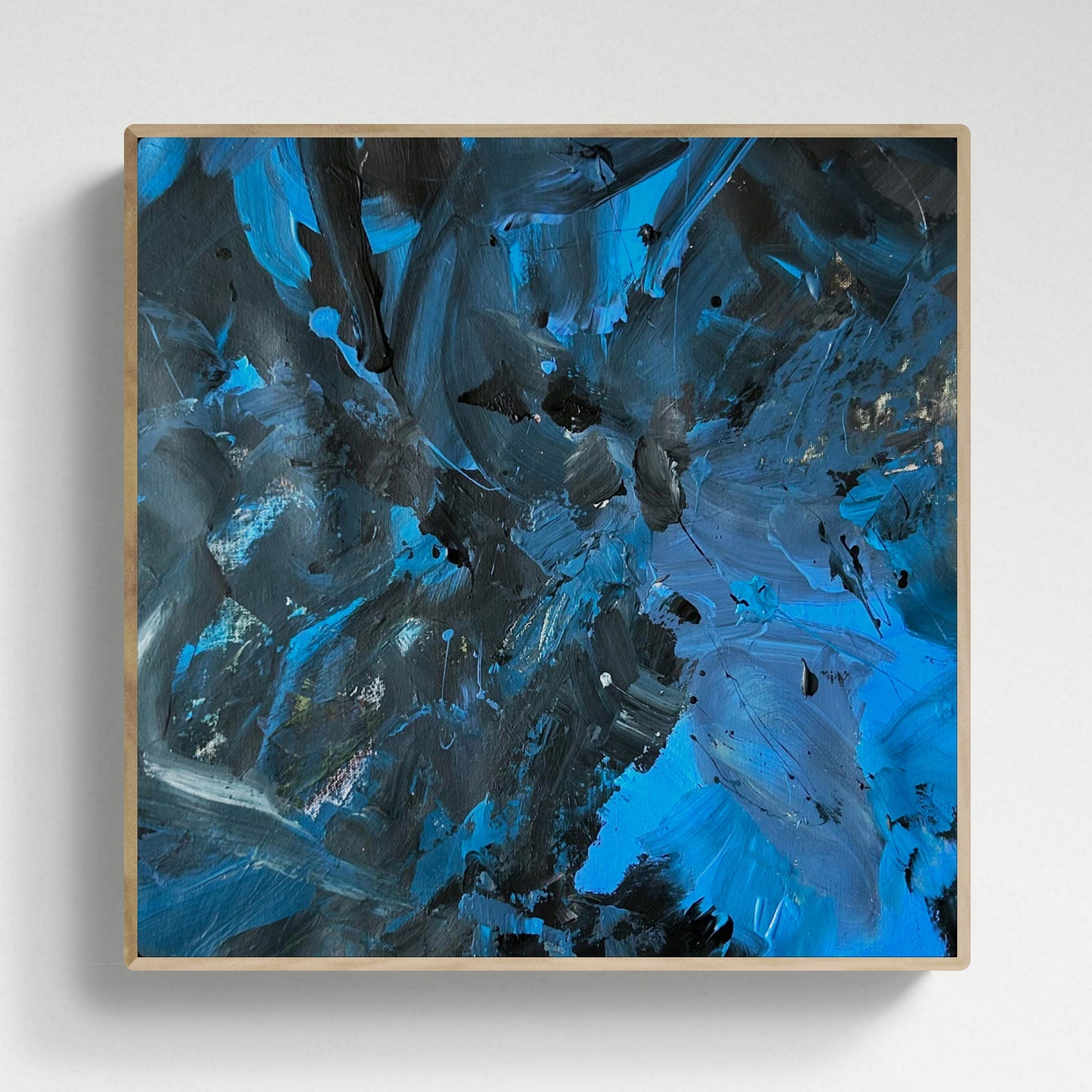 Blue Tablo