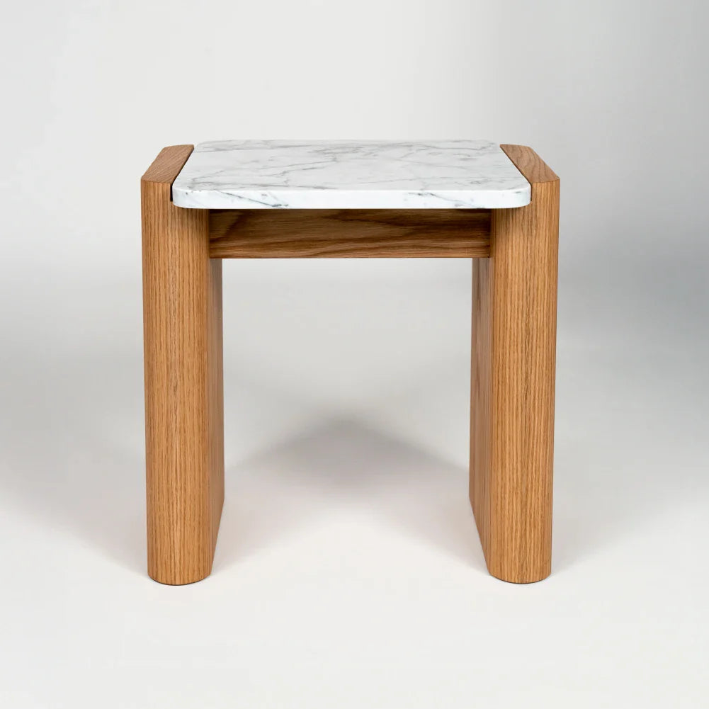 Bonn Yan Sehpa - Carrara