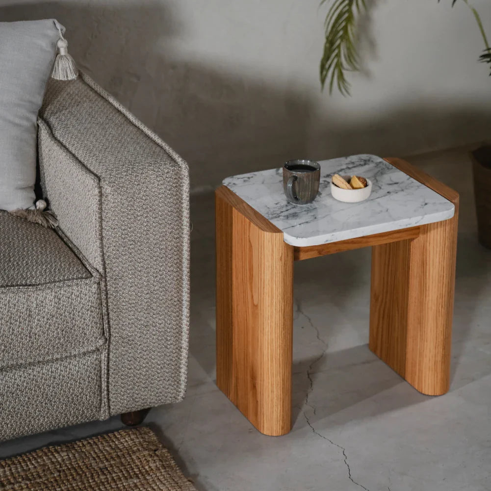 Bonn Yan Sehpa - Carrara