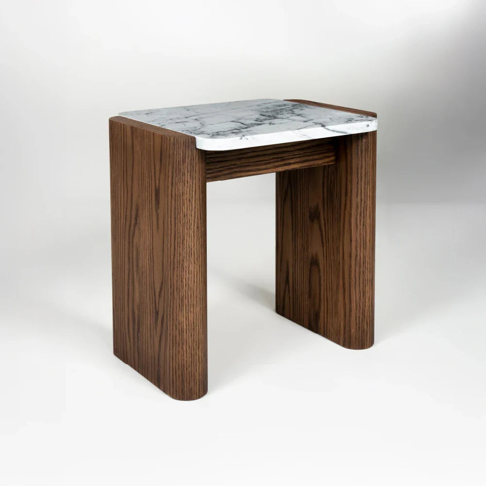 Bonn Yan Sehpa - Carrara