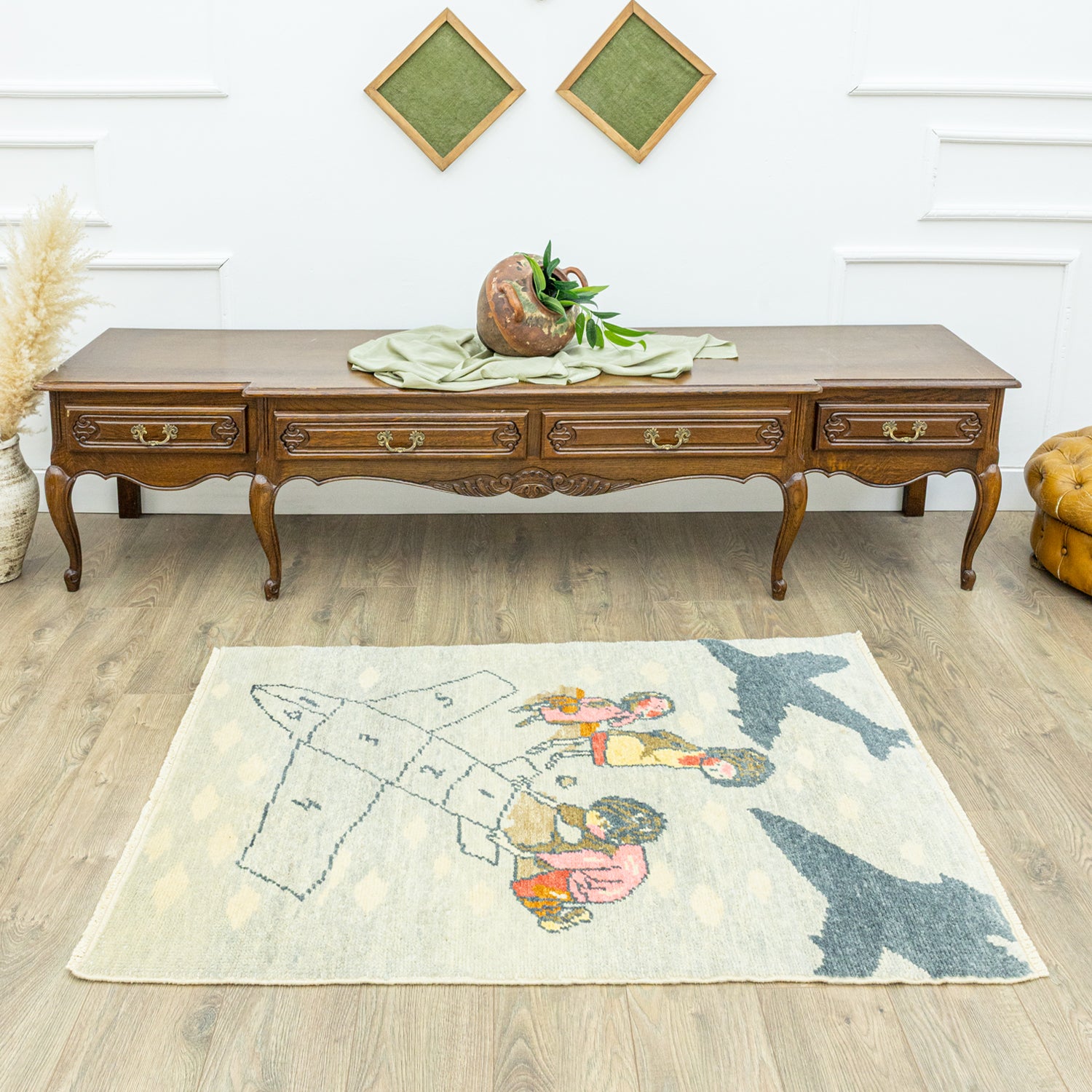 Bora Figürlü El Dokuma Uşak Halı 97x140 cm-Kilim & Halı-Soho Antiq-NowShopFun