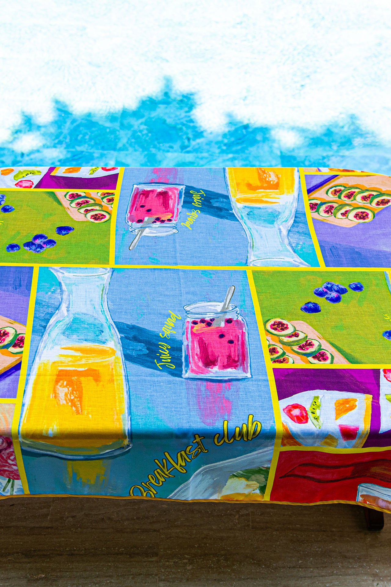 Breakfast Club Masa Örtüsü