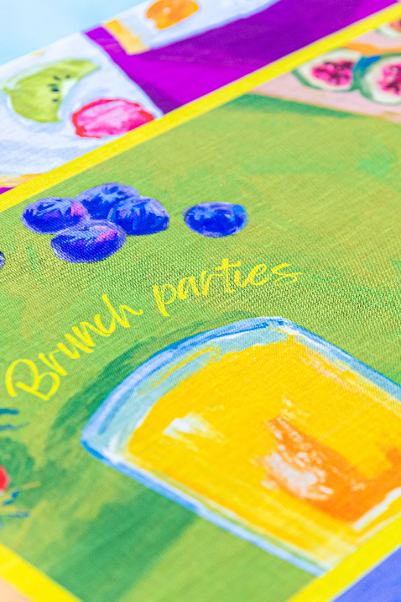 Breakfast Club Masa Örtüsü