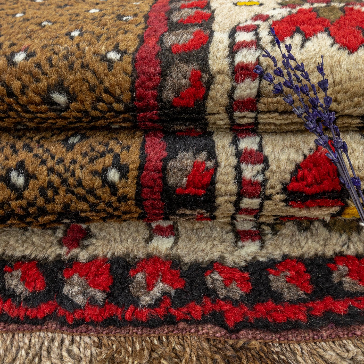 Cenker El Dokuma Kars Halısı 186x510 cm