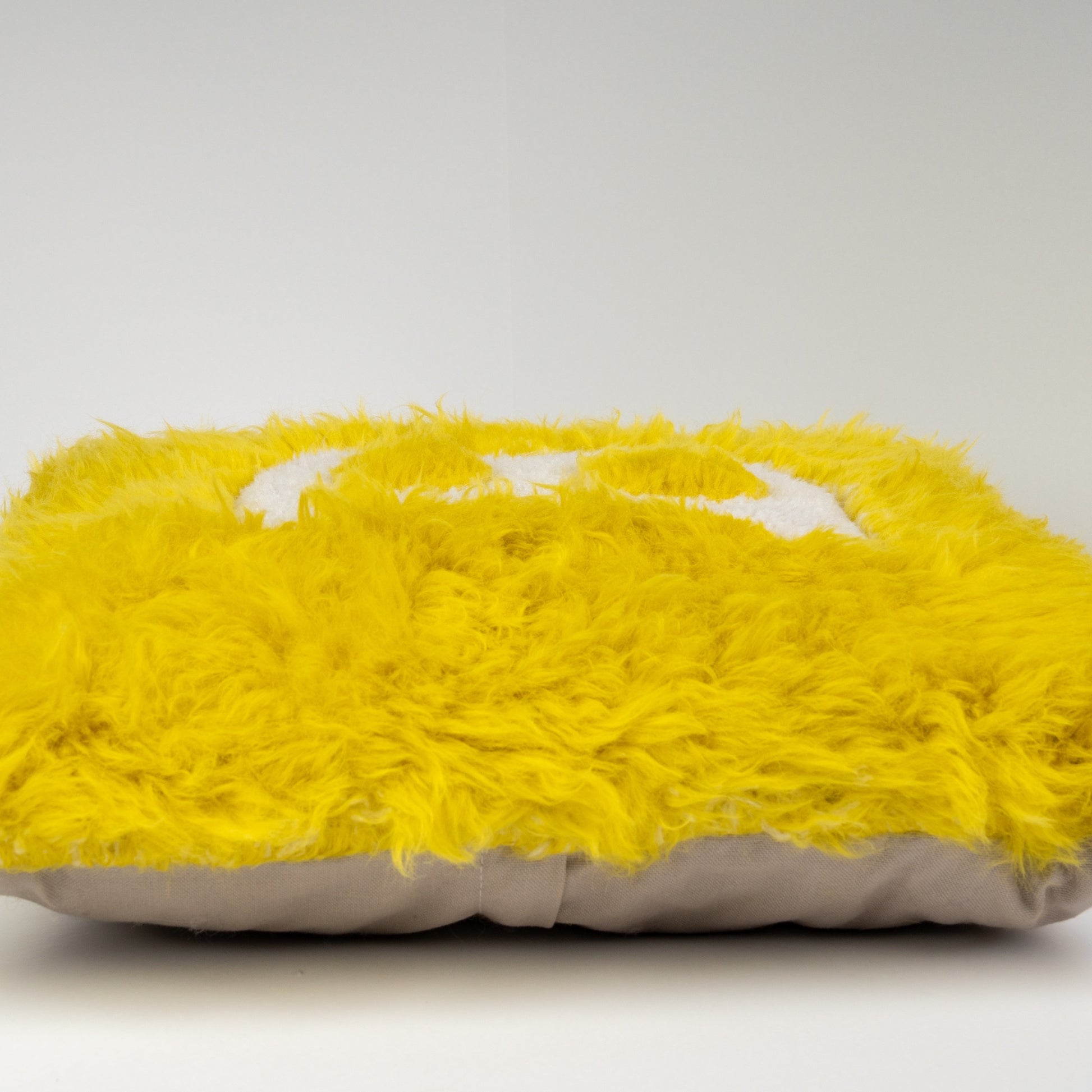 Chance El Yapımı B Harfli Yastık