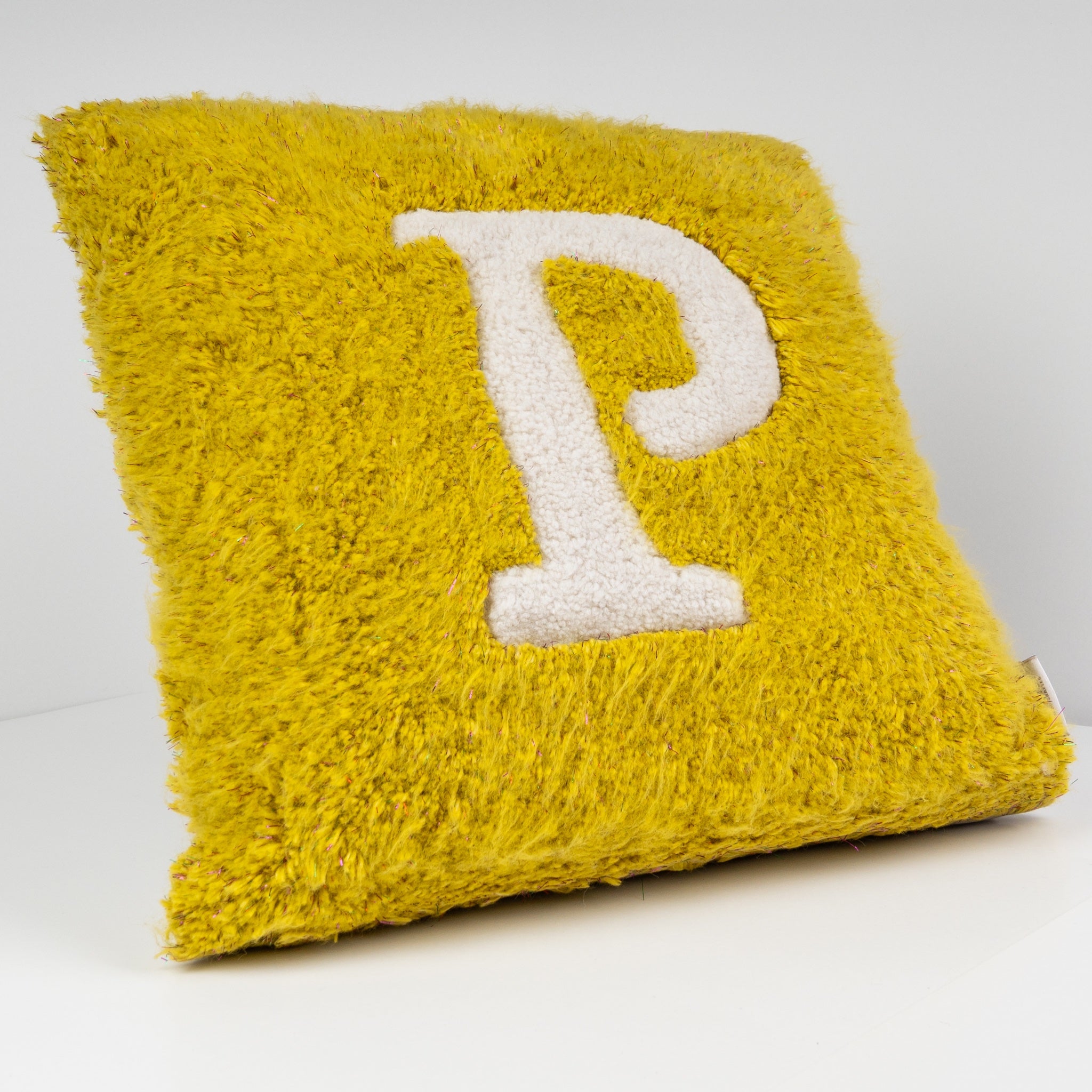 Chance El Yapımı P Harfli Kırlent