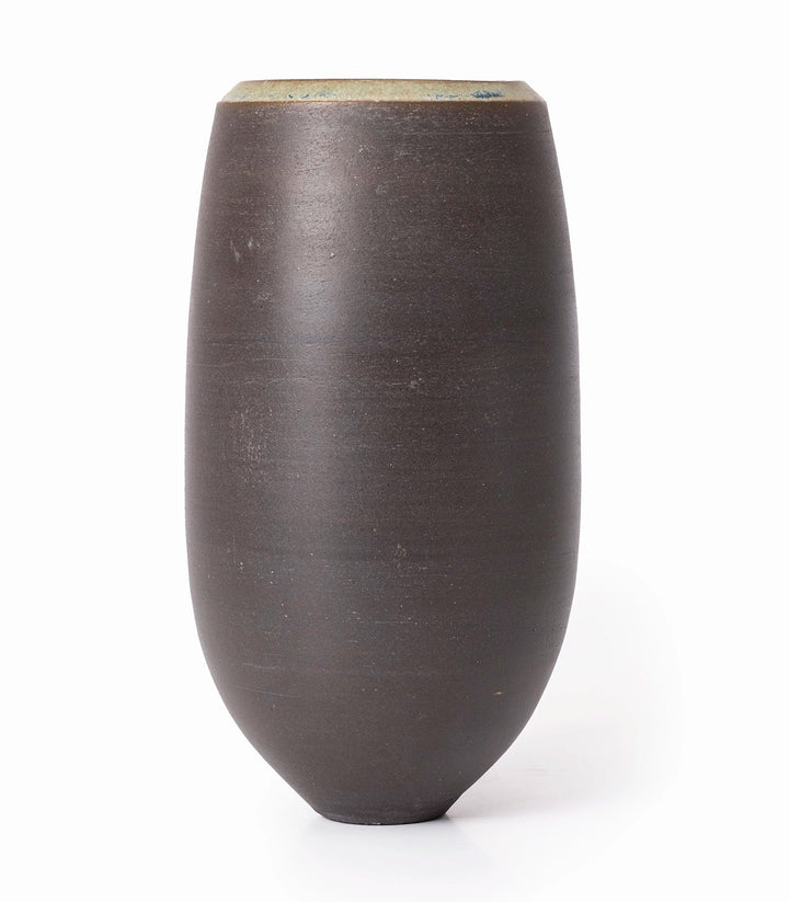 Charcoal Stonware Vazo