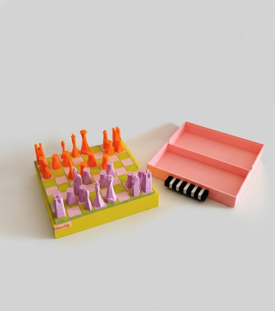 Çok Renkli Küçük Satranç Takımı No. 8