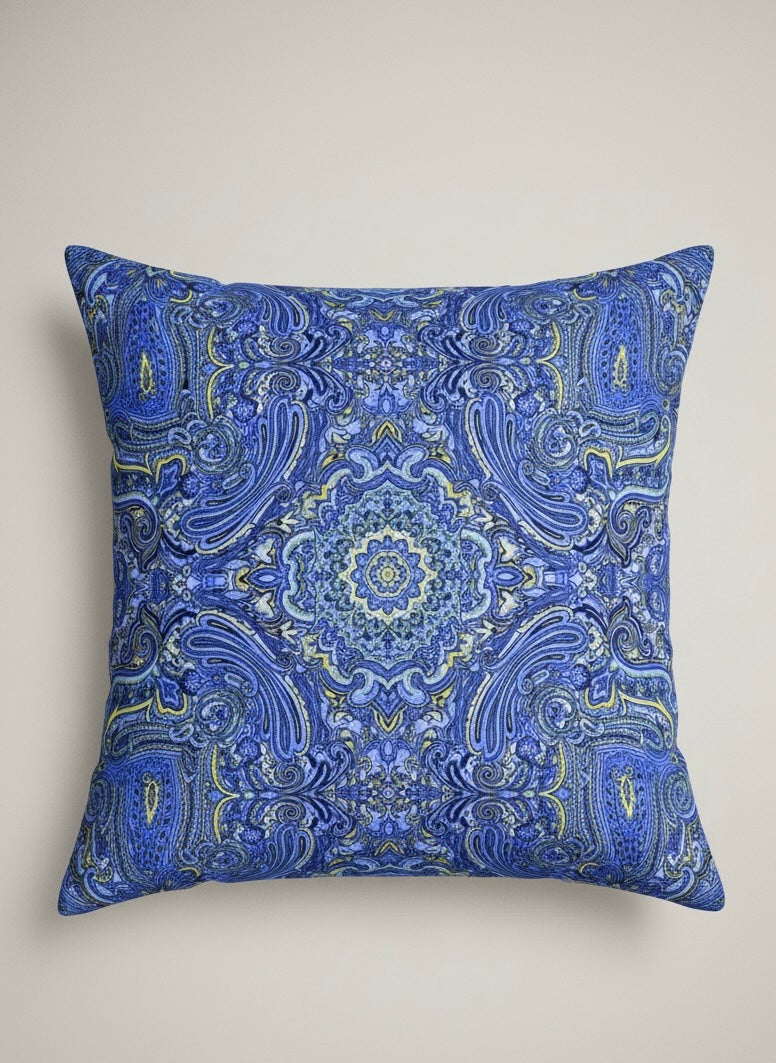 Core Parlak Kadife Desenli Kırlent Kılıfı