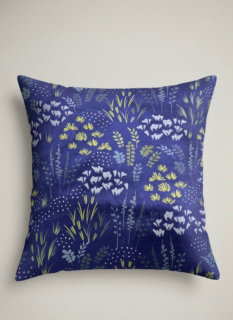 Core Parlak Kadife Desenli Kırlent Kılıfı