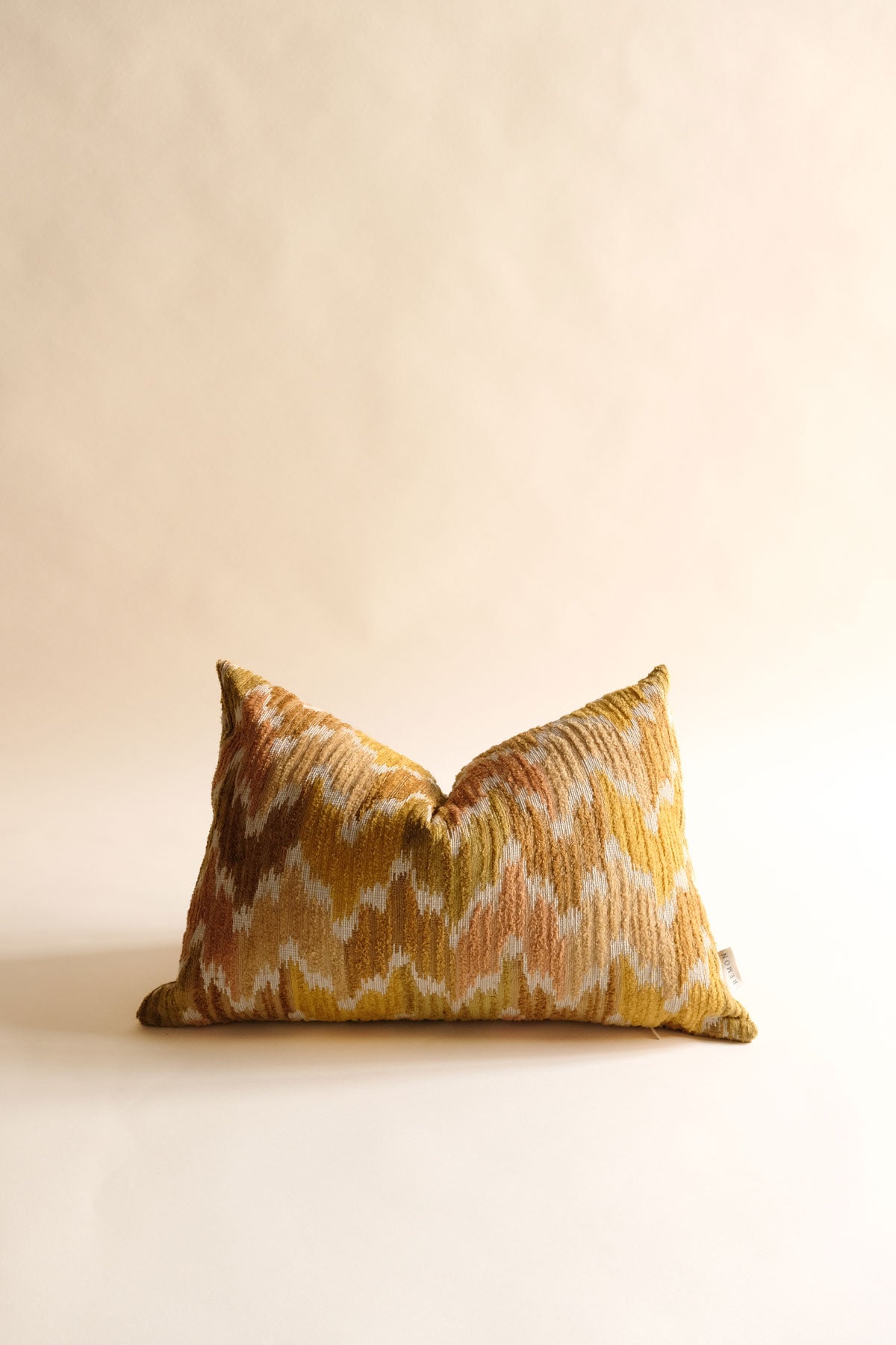 Corvia Kuş Tüyü Kırlent - Sarı-R E M O N-Sarı-40x60-NowShopFun