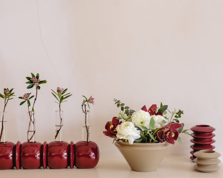 CRESCENDO MINI CONE VASE - V
