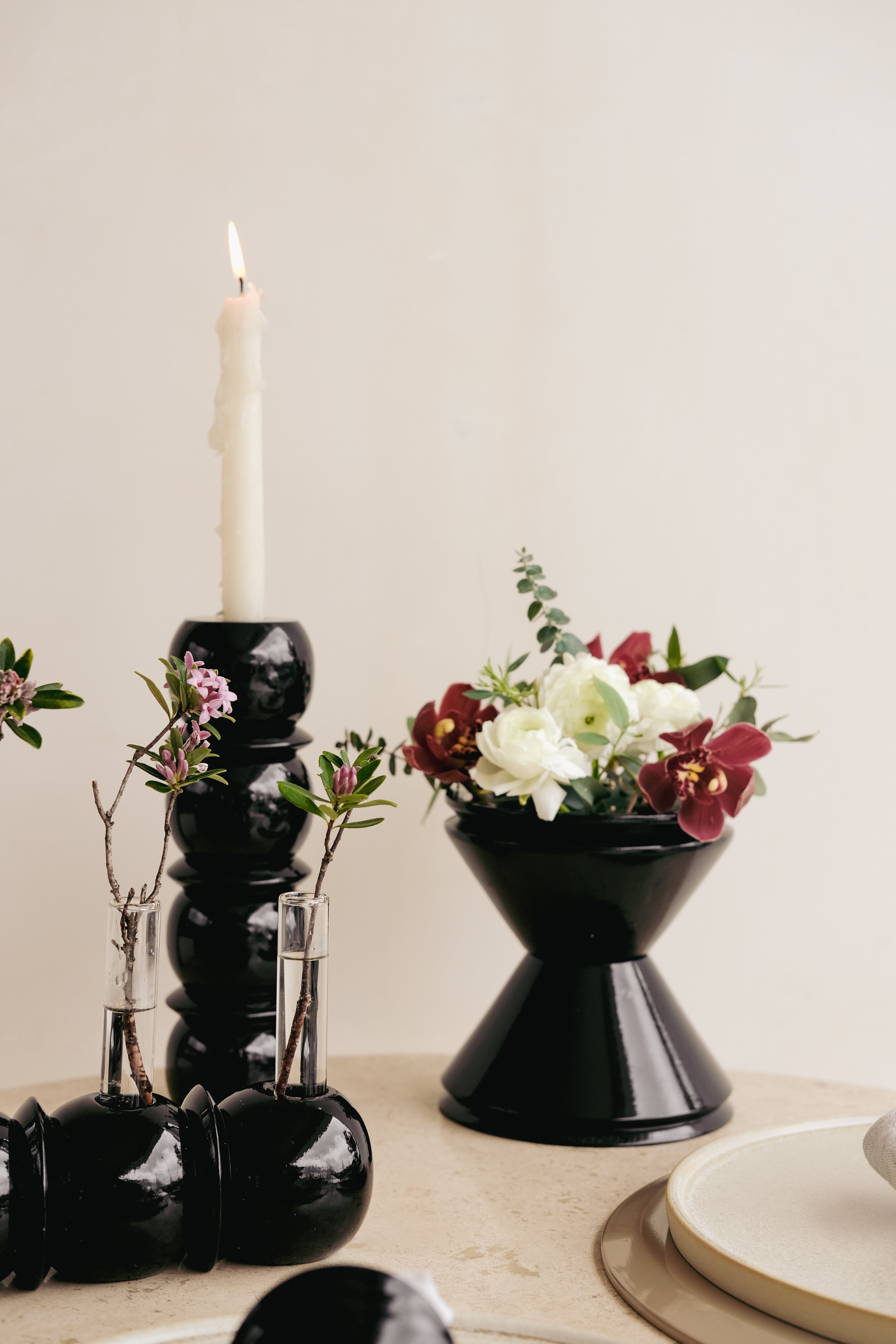 CRESCENDO MINI CONE VASE - V