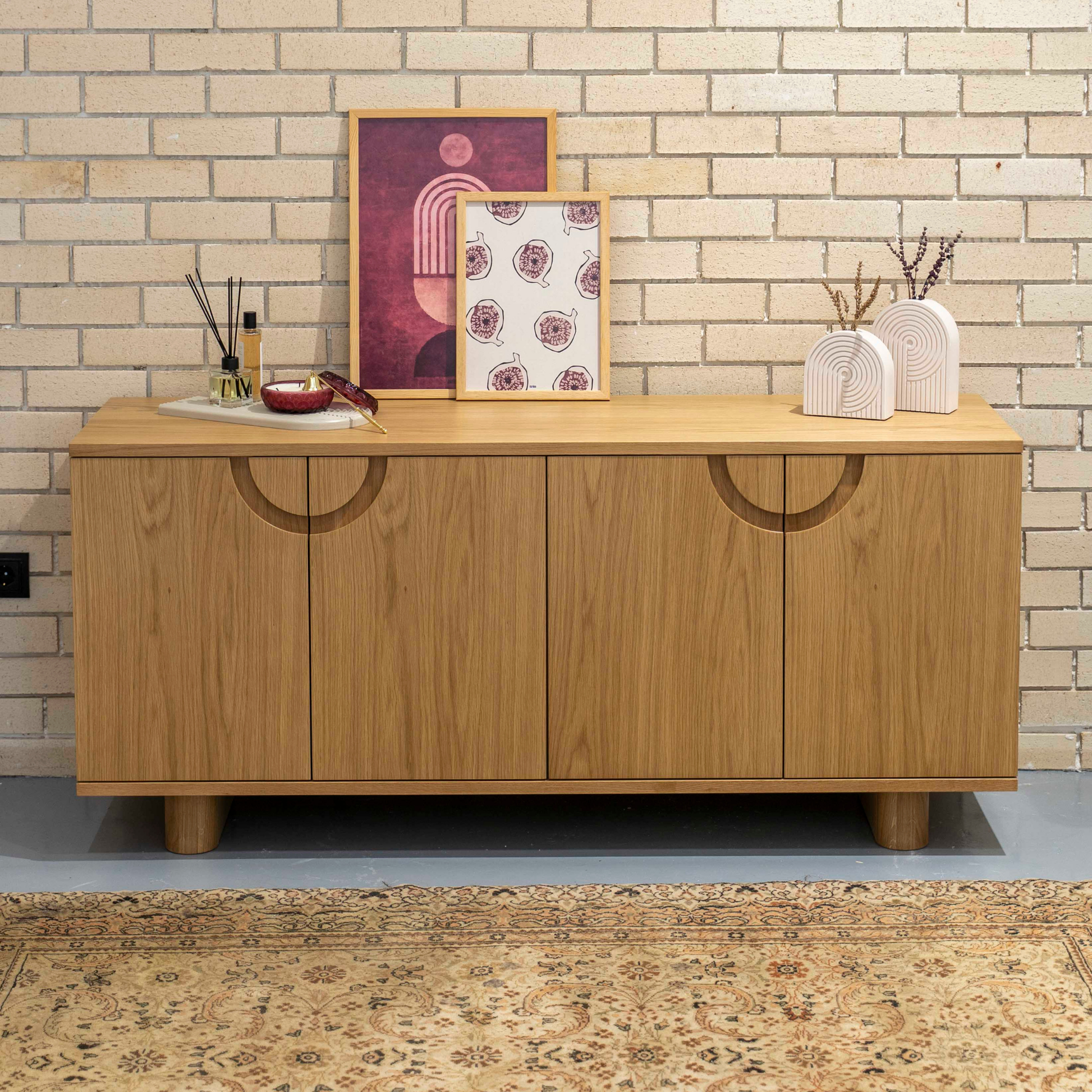 Cut Out Konsol Natürel Meşe