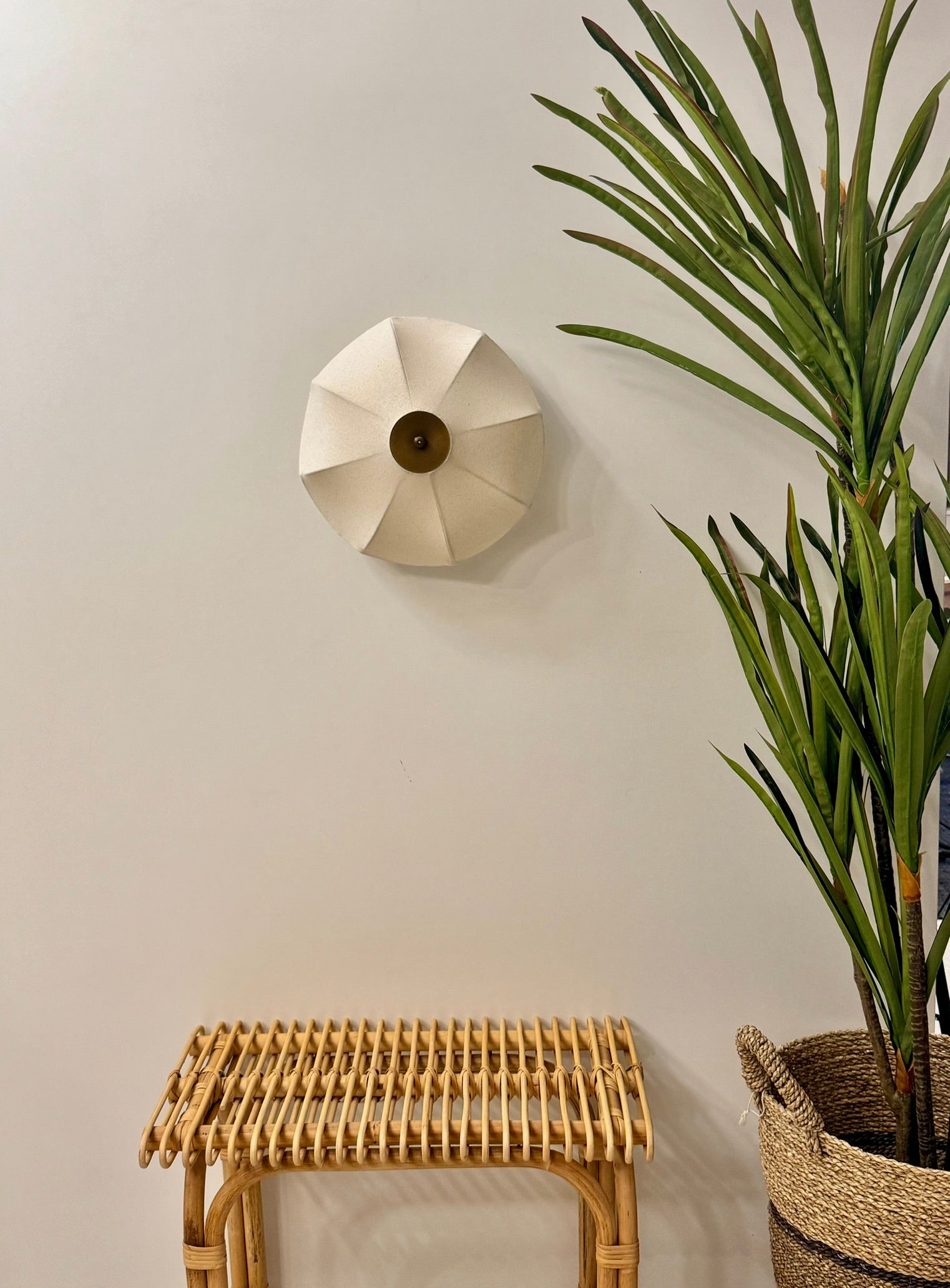 Daisy Keten Duvar Aydınlatması