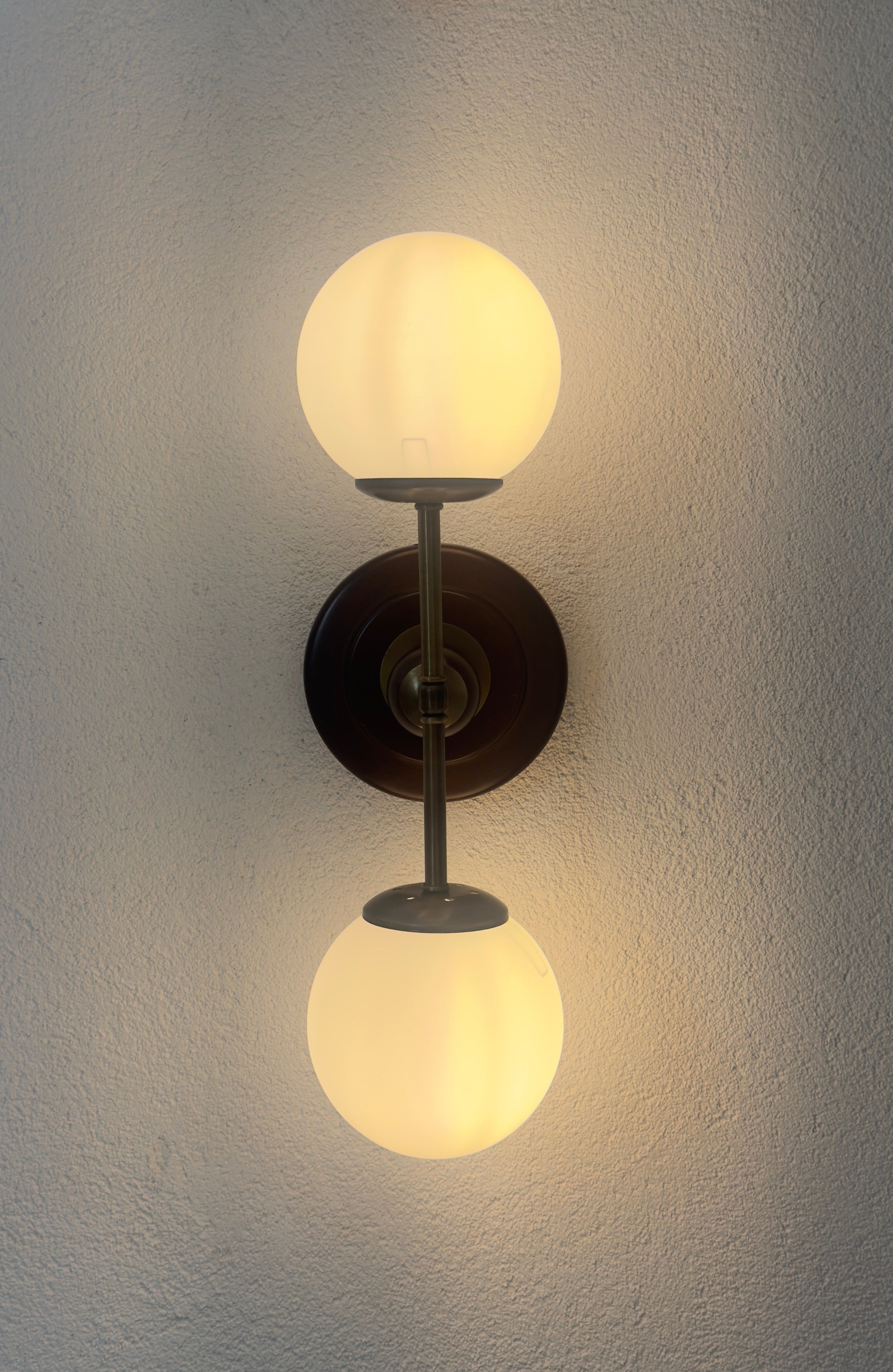 Danizetti Walnut Duvar Aydınlatması