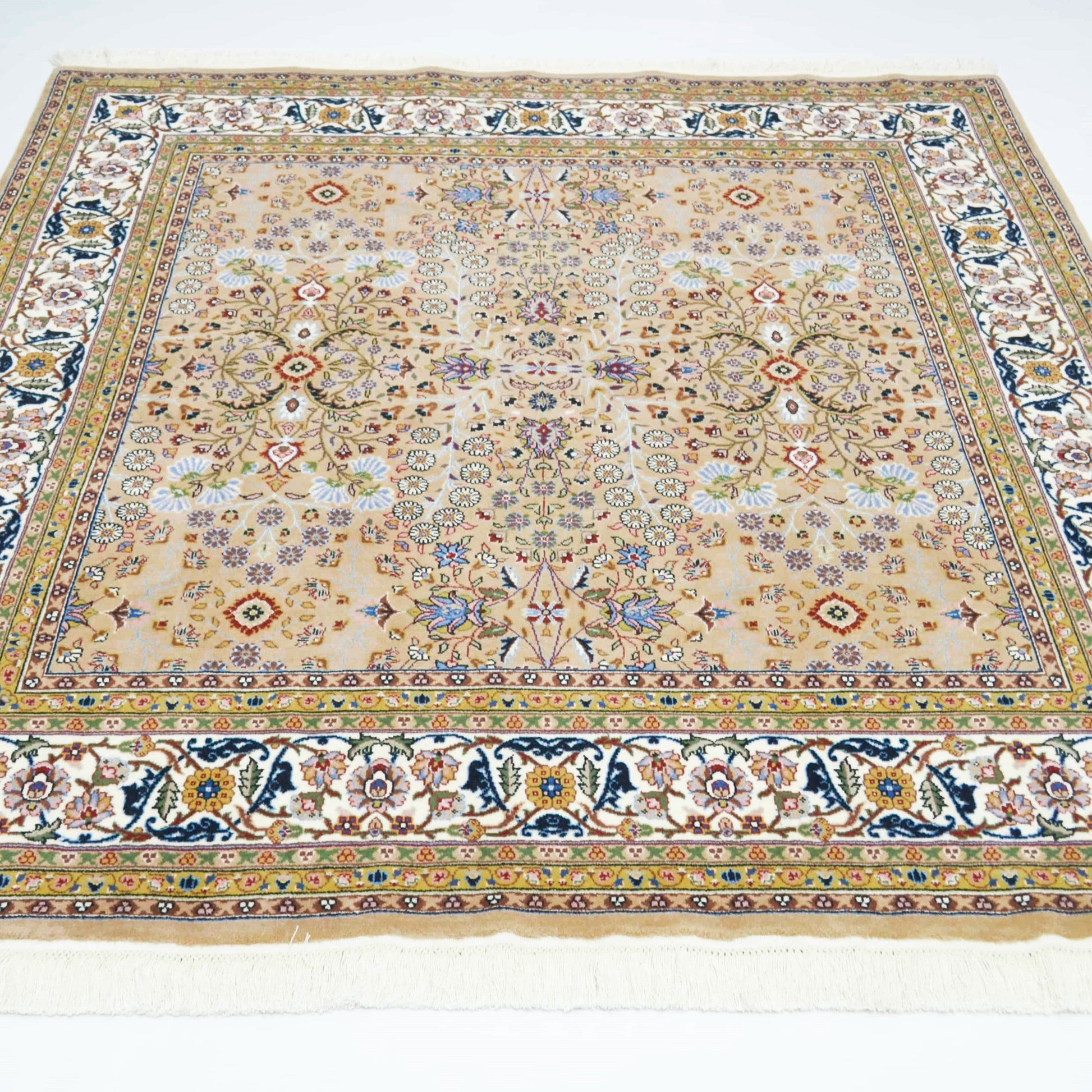 Deve Tüyü Rengi Kare Hereke Halısı-Kilim & Halı-KilimCo-NowShopFun