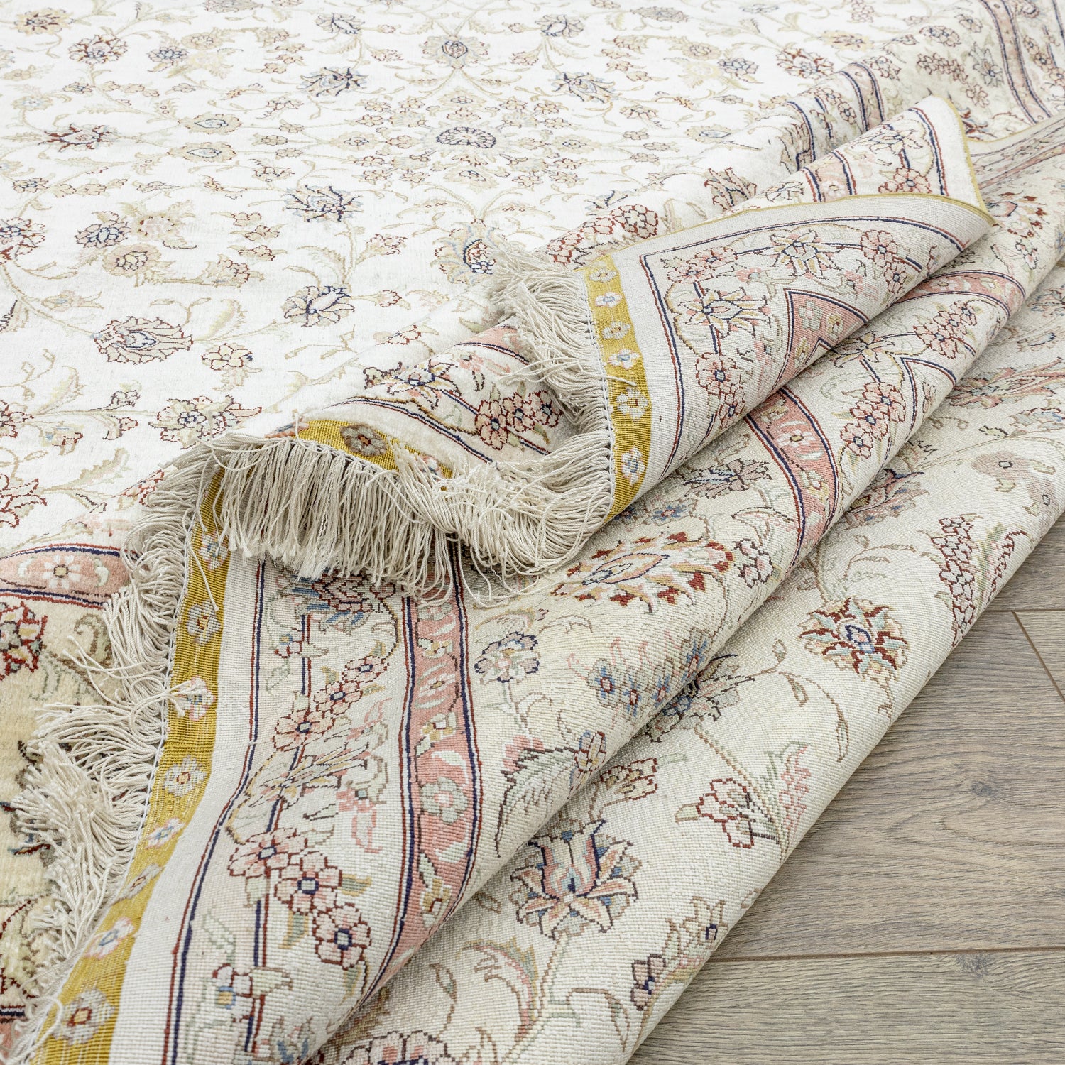 Dilemer El Dokuma İpek Halı 248x296 cm