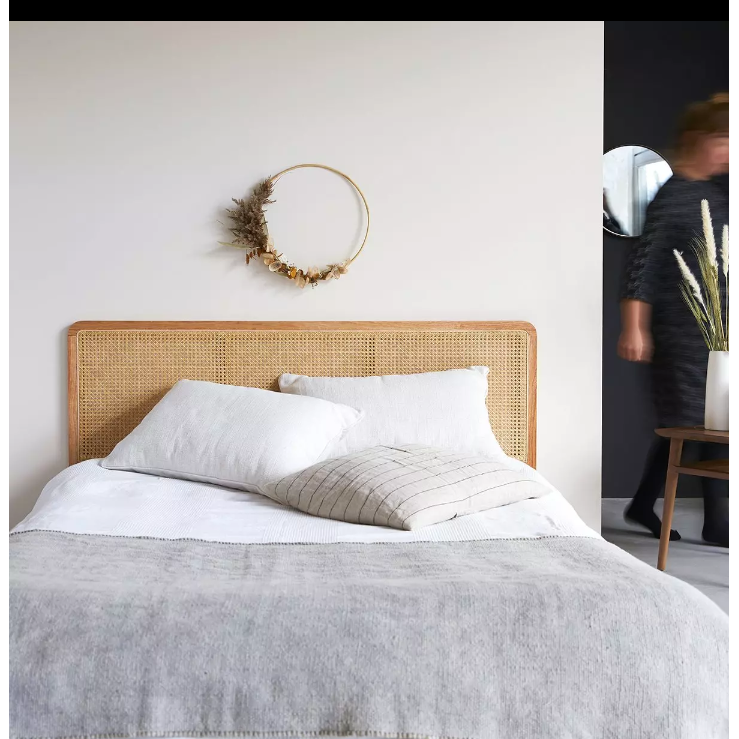 Doğal Ahşap Hazeranlı Yatak Başlığı