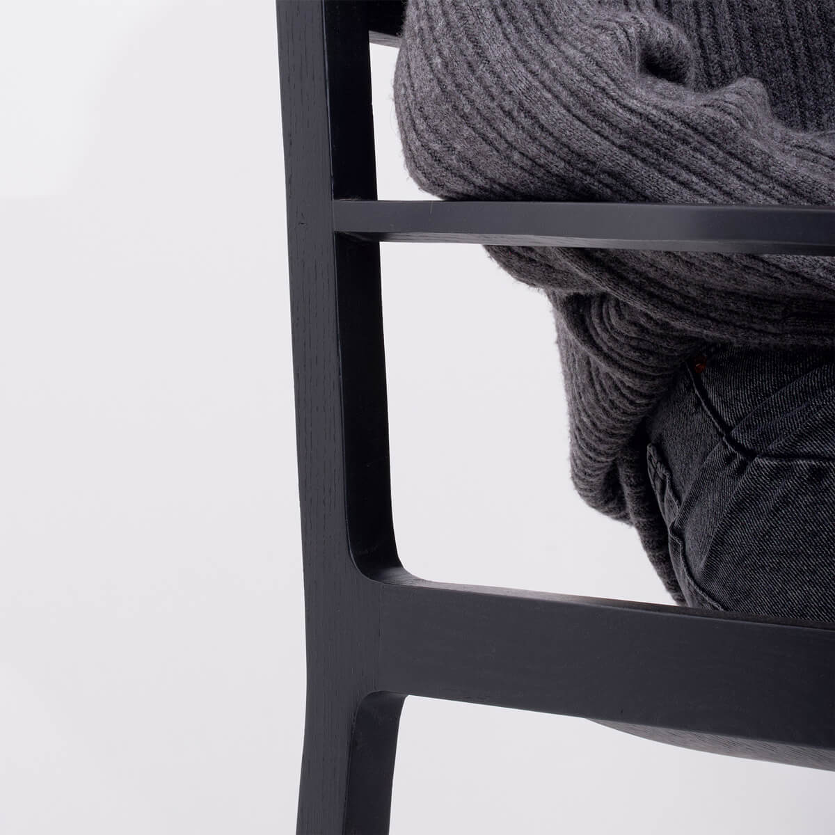 Döşemeli Masif Sandalye 1 - Bend Serisi