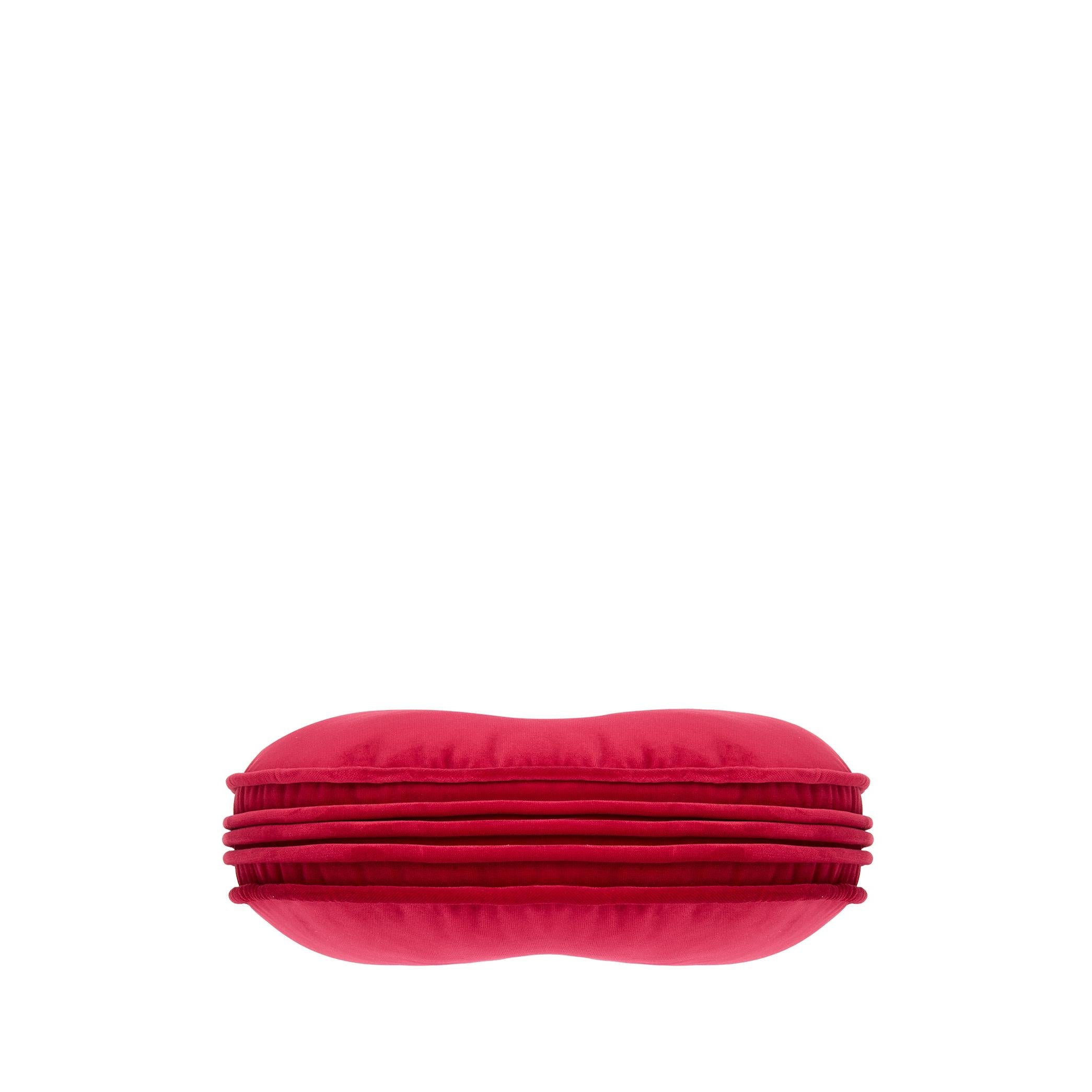 Düğme Detaylı Kırmızı Kadife Yuvarlak Kırlent