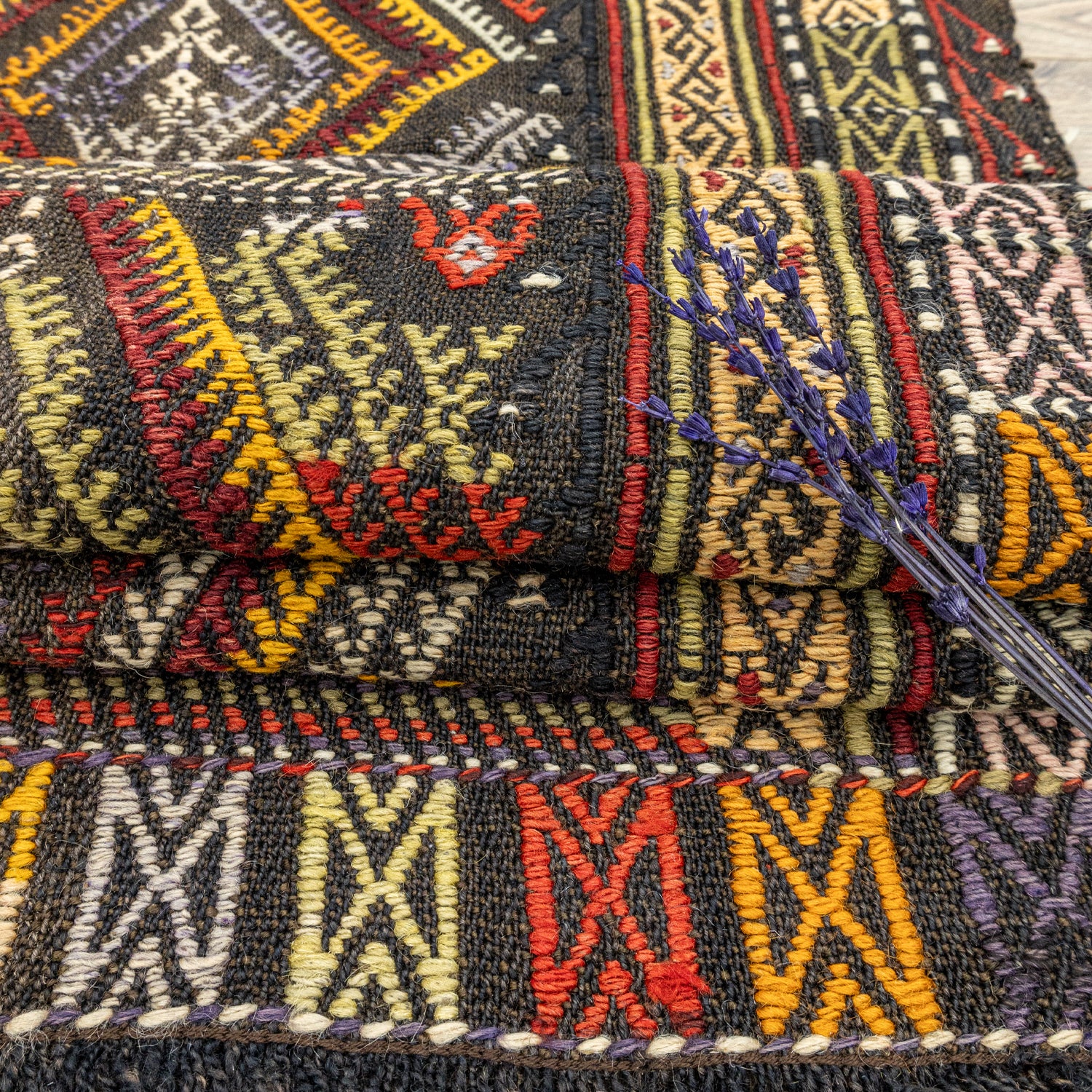 Ebren Geometrik El Dokuma Kilim 171x185 cm