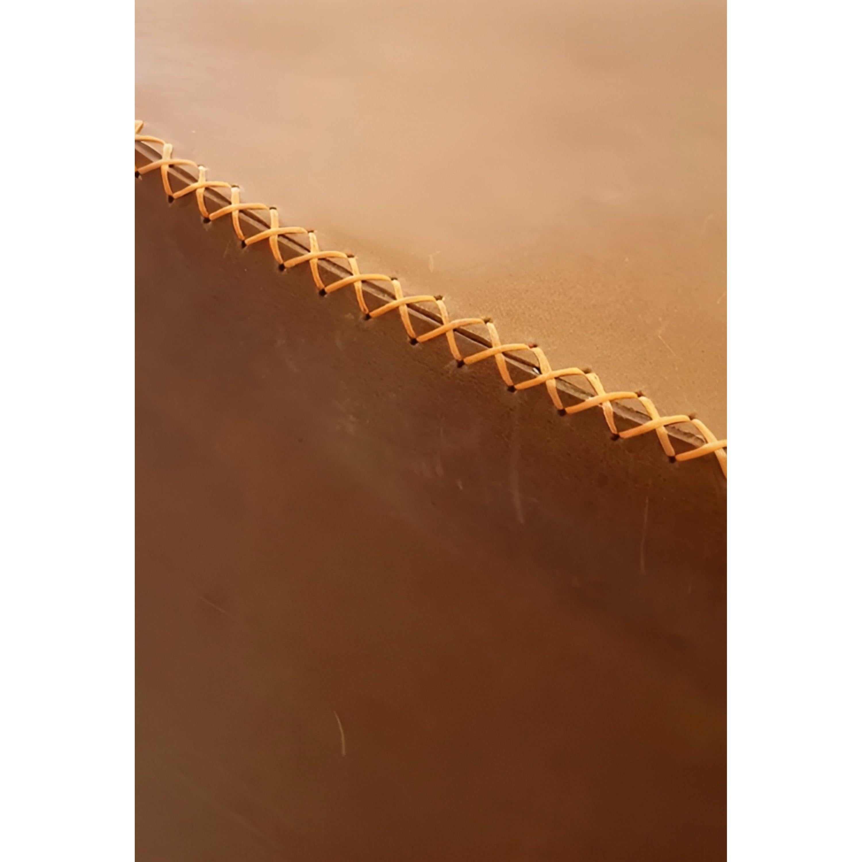 El Dikişli Deri Puf