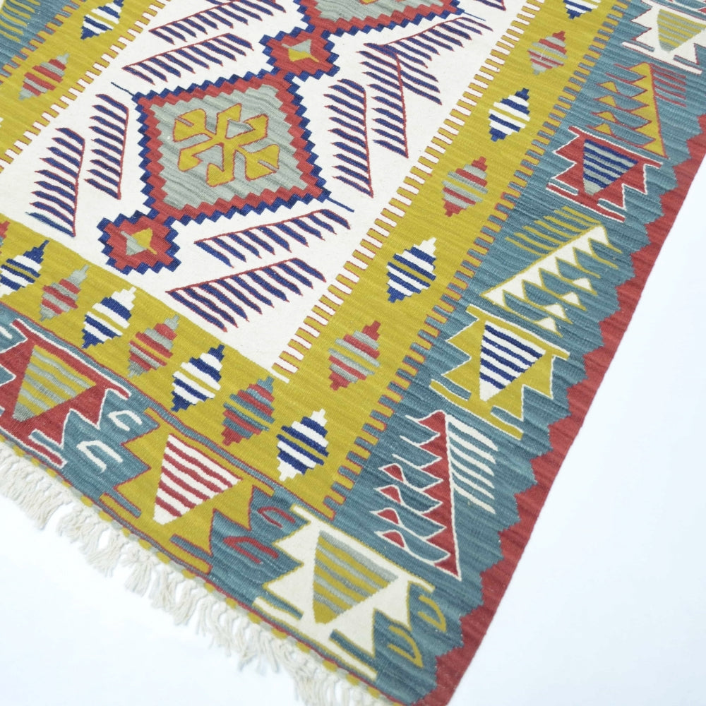 El Dokuma Uşak Kilim