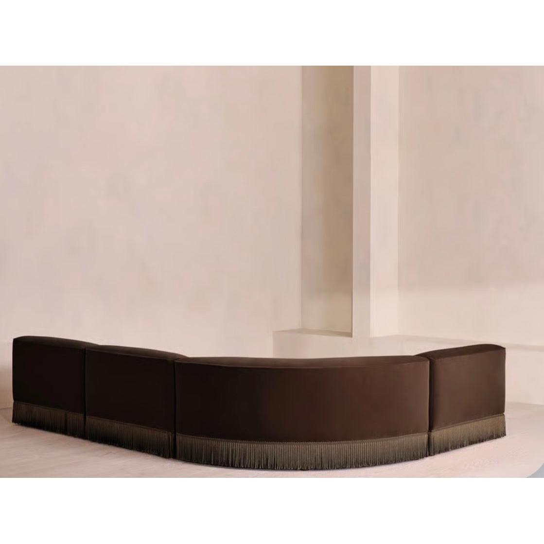 Elena Püsküllü Kadife Koltuk