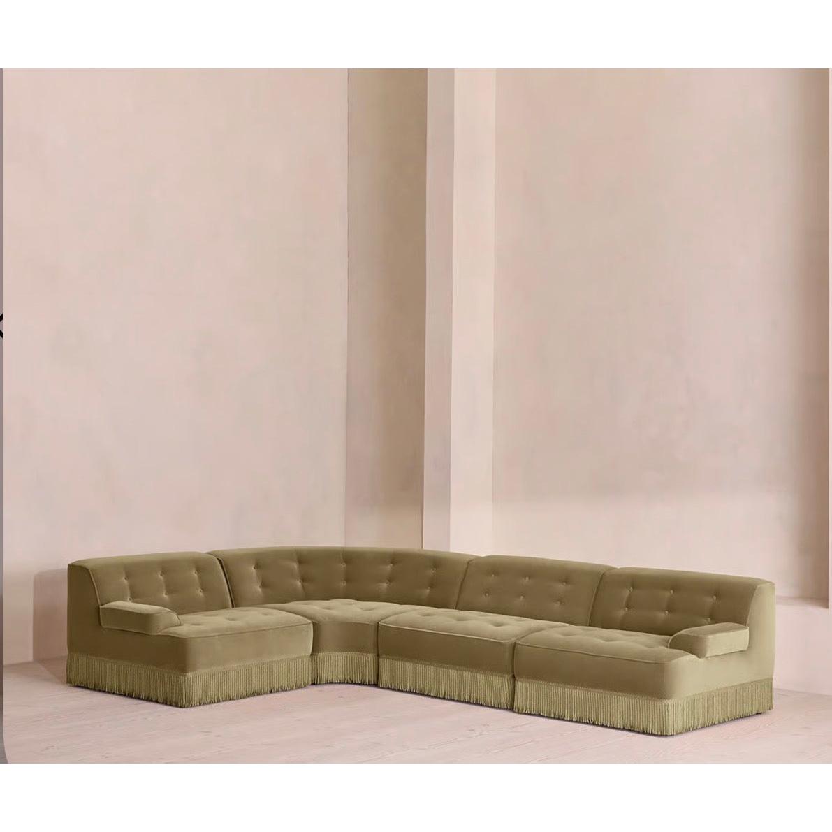 Elena Püsküllü Kadife Koltuk