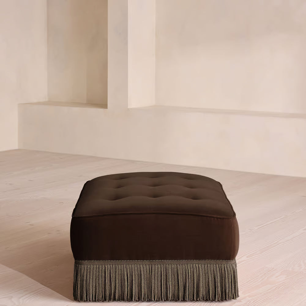 Elena Püskülü Puf