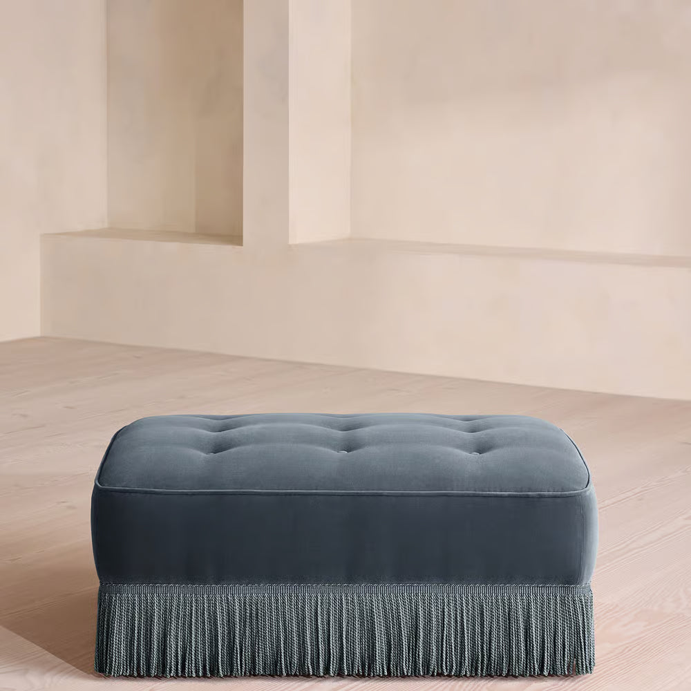 Elena Püskülü Puf