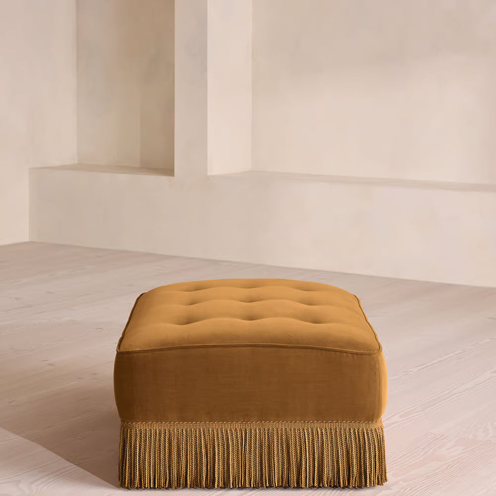 Elena Püskülü Puf