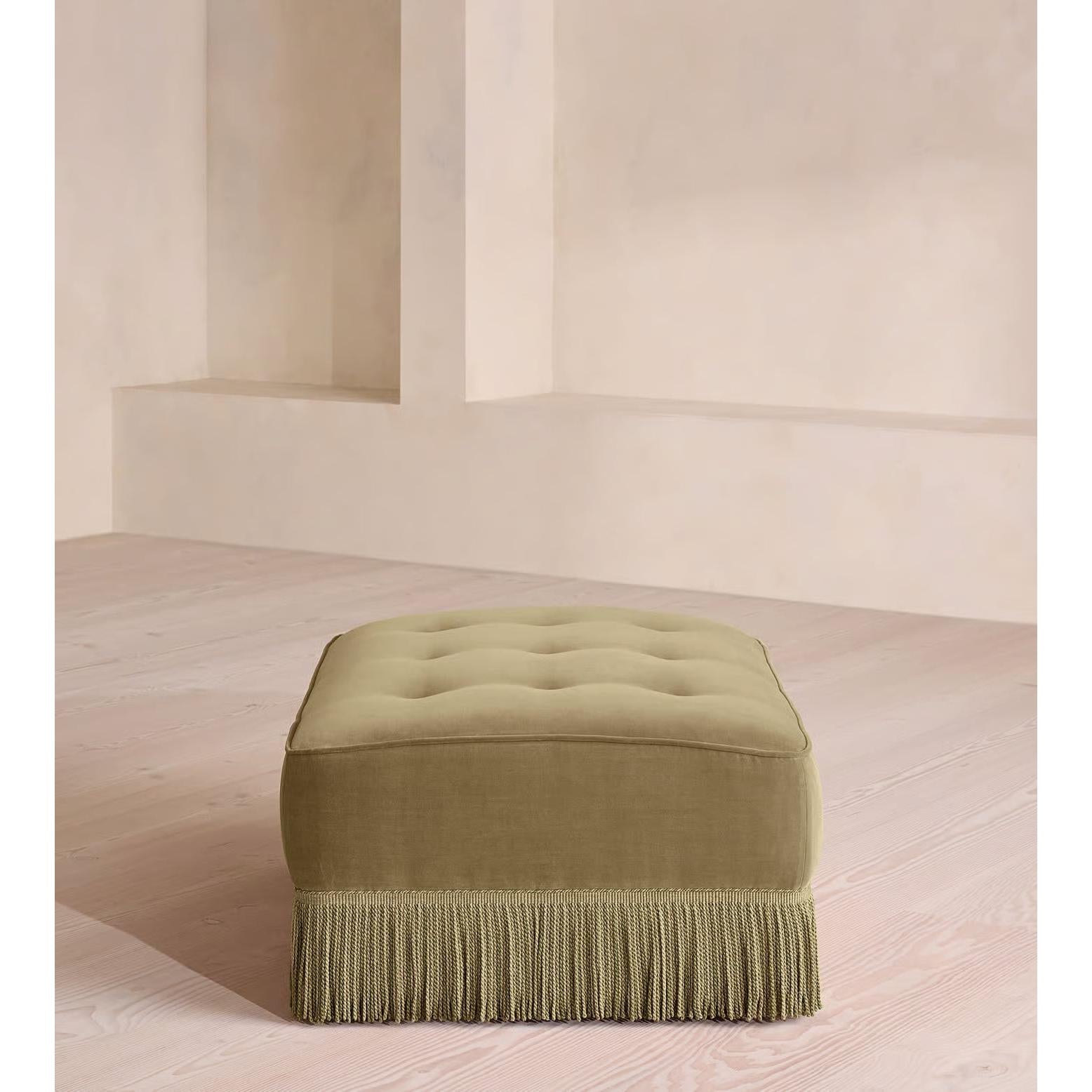 Elena Püskülü Puf