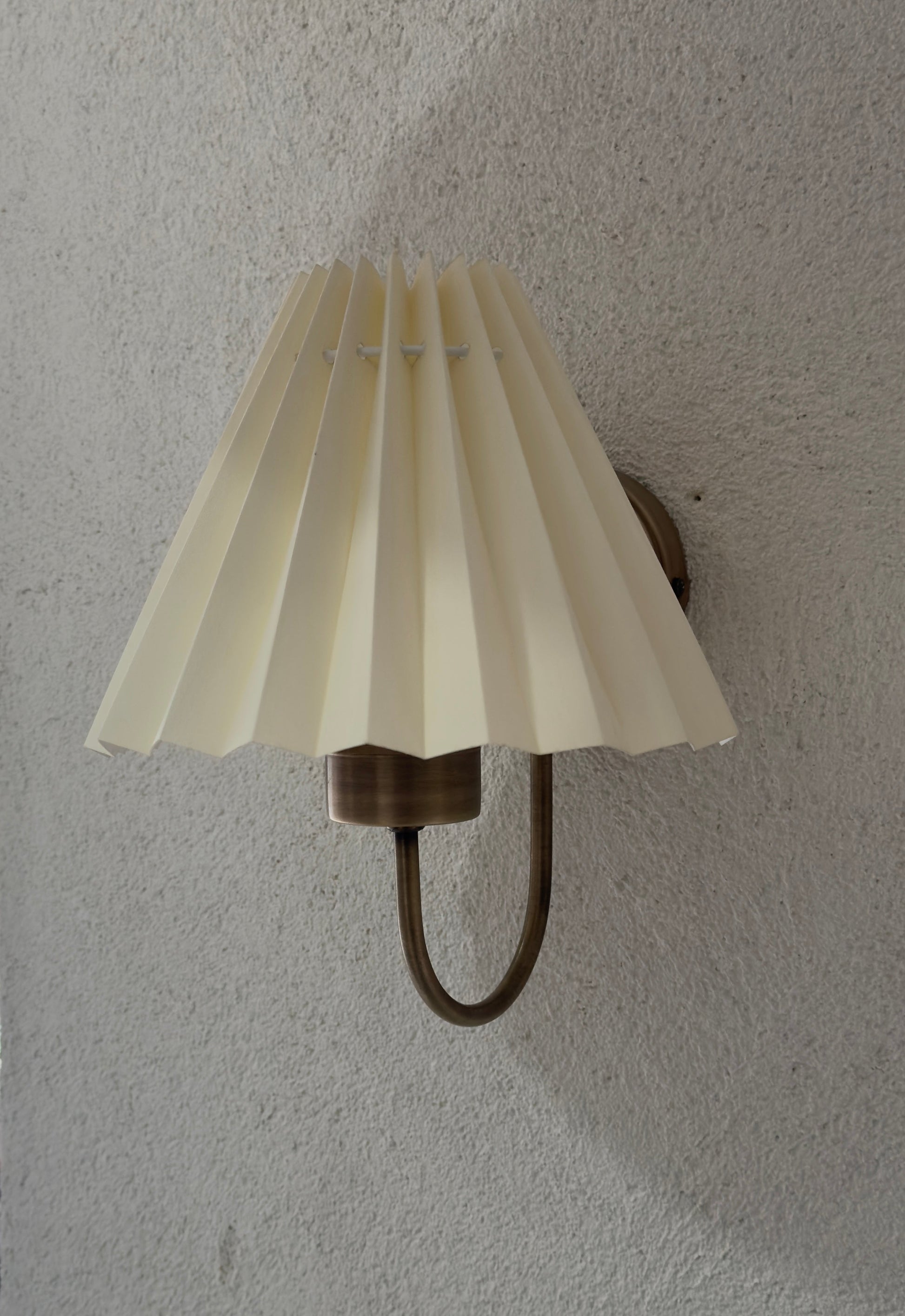 Emma Japon Pileli Aplik