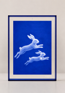 Eş Ruhlar Koleksiyonu – Aşkın Halleri Beyaz Tavşan İkilisi Duvar Dekoru-Duvar Aksesuarı-Maşuka Design-50x70-NowShopFun
