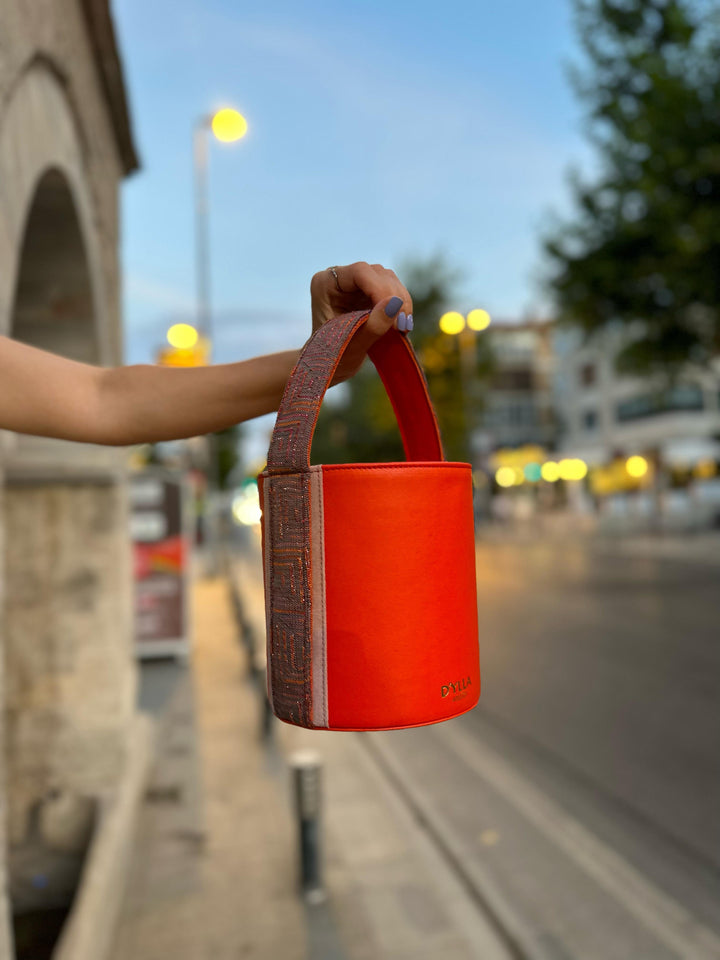 Lena Bucket Bag Pomegranate