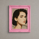 Fame Frames, Winona