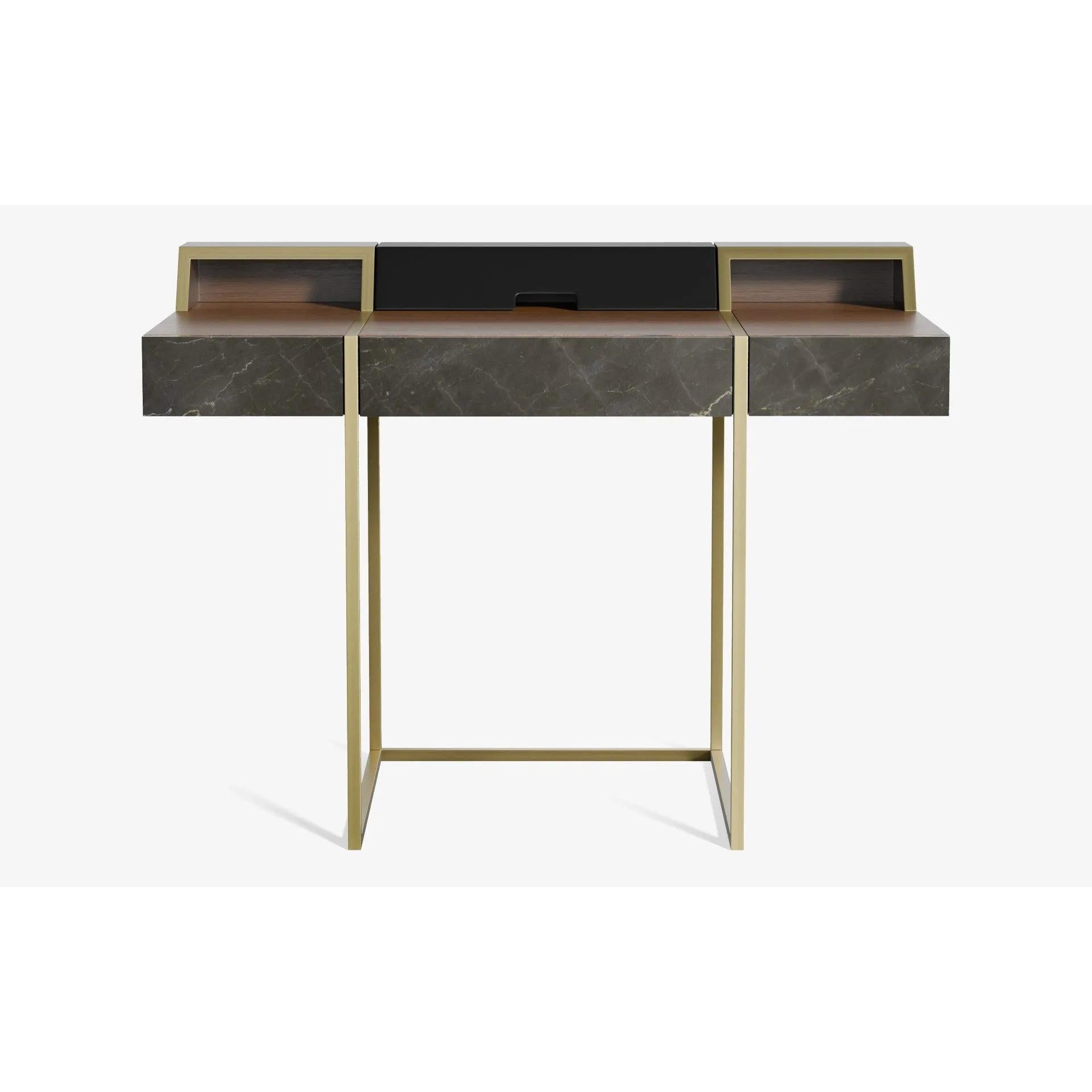 Famed Çalışma Masası