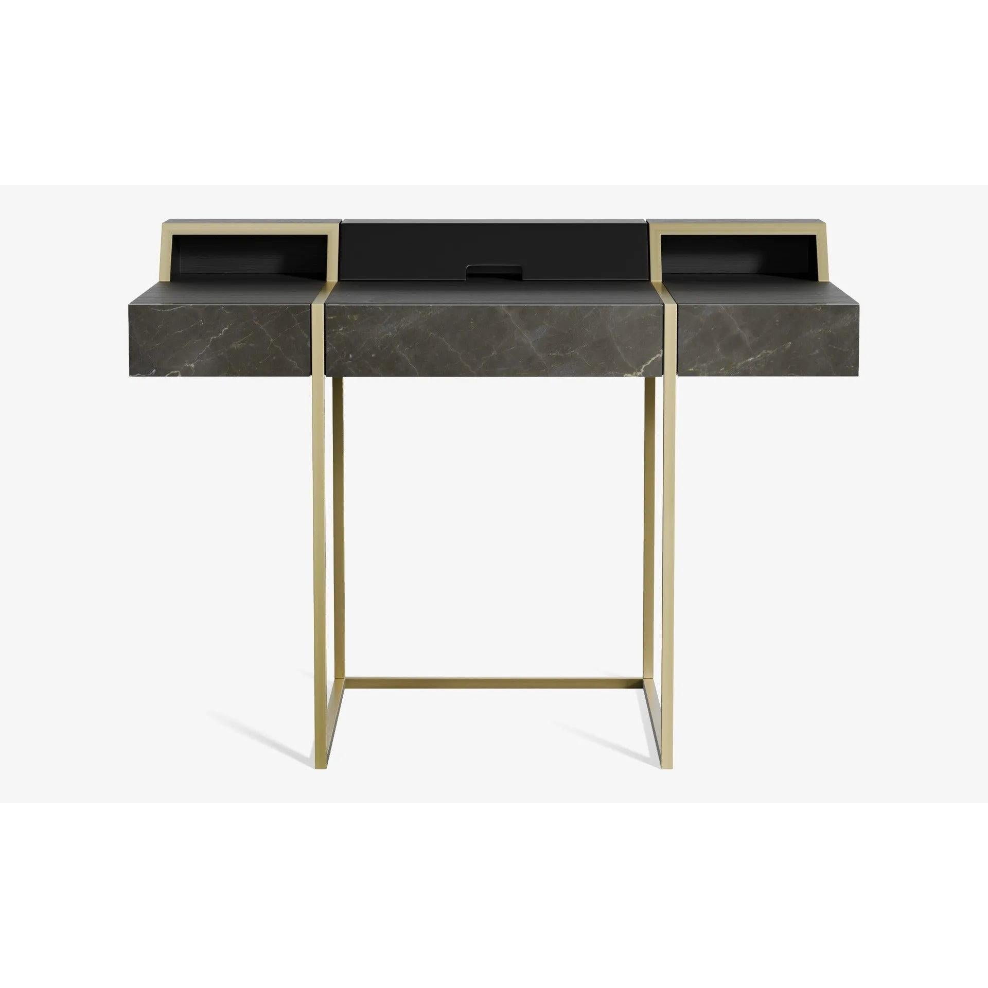 Famed Çalışma Masası