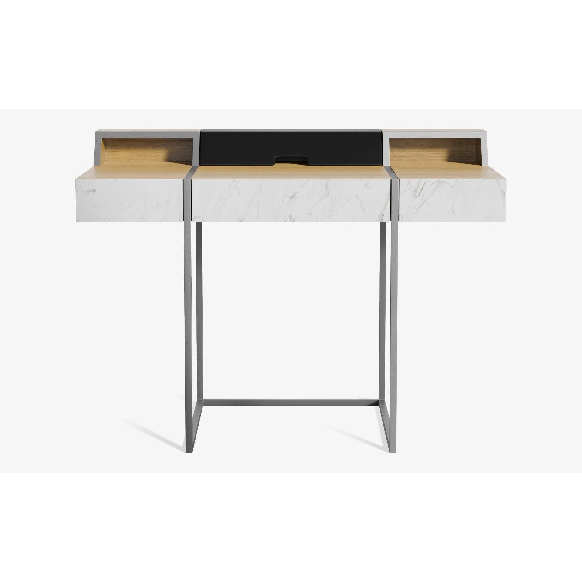 Famed Çalışma Masası